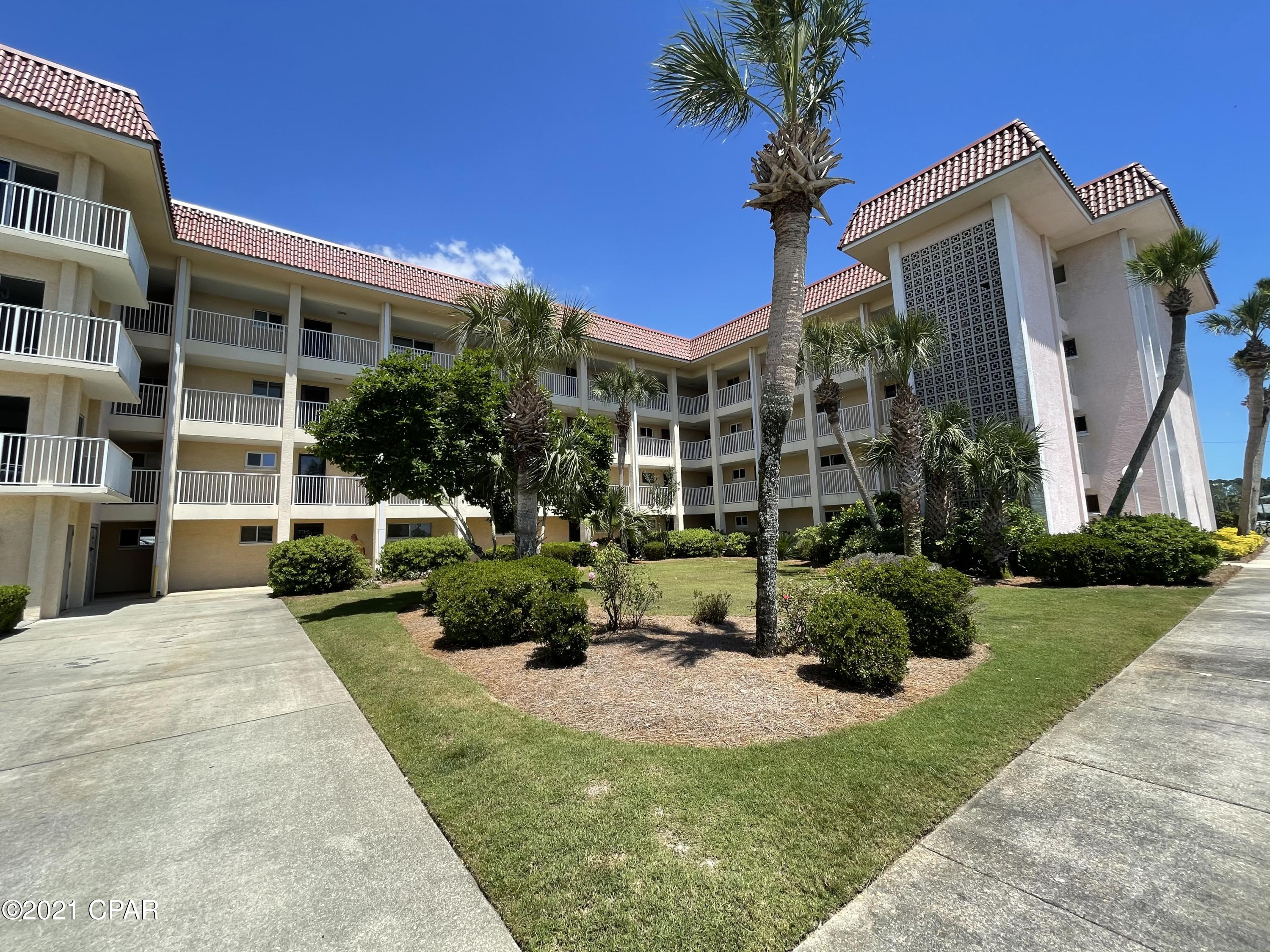 Colony Club - Residential