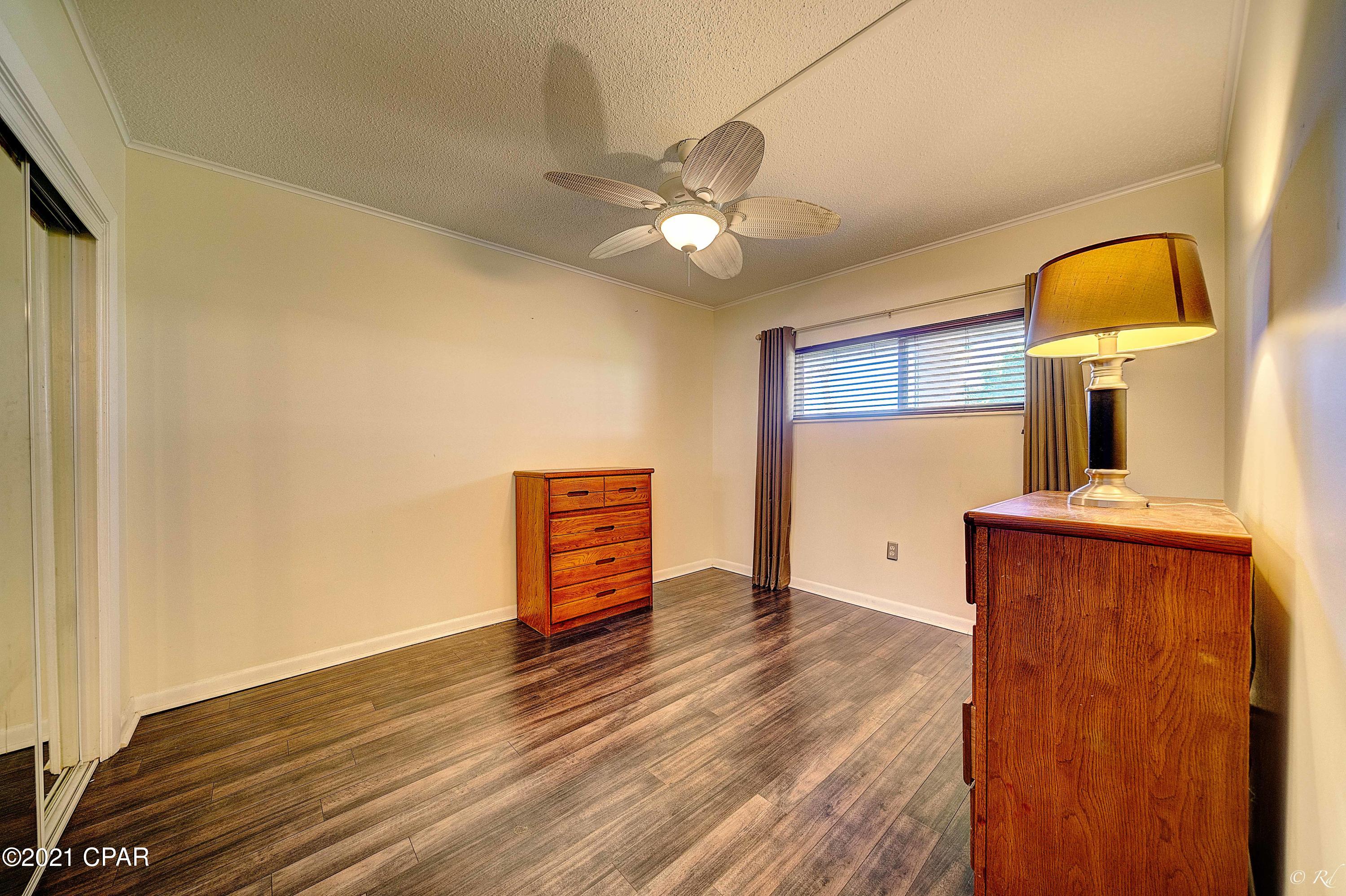 Colony Club - Residential