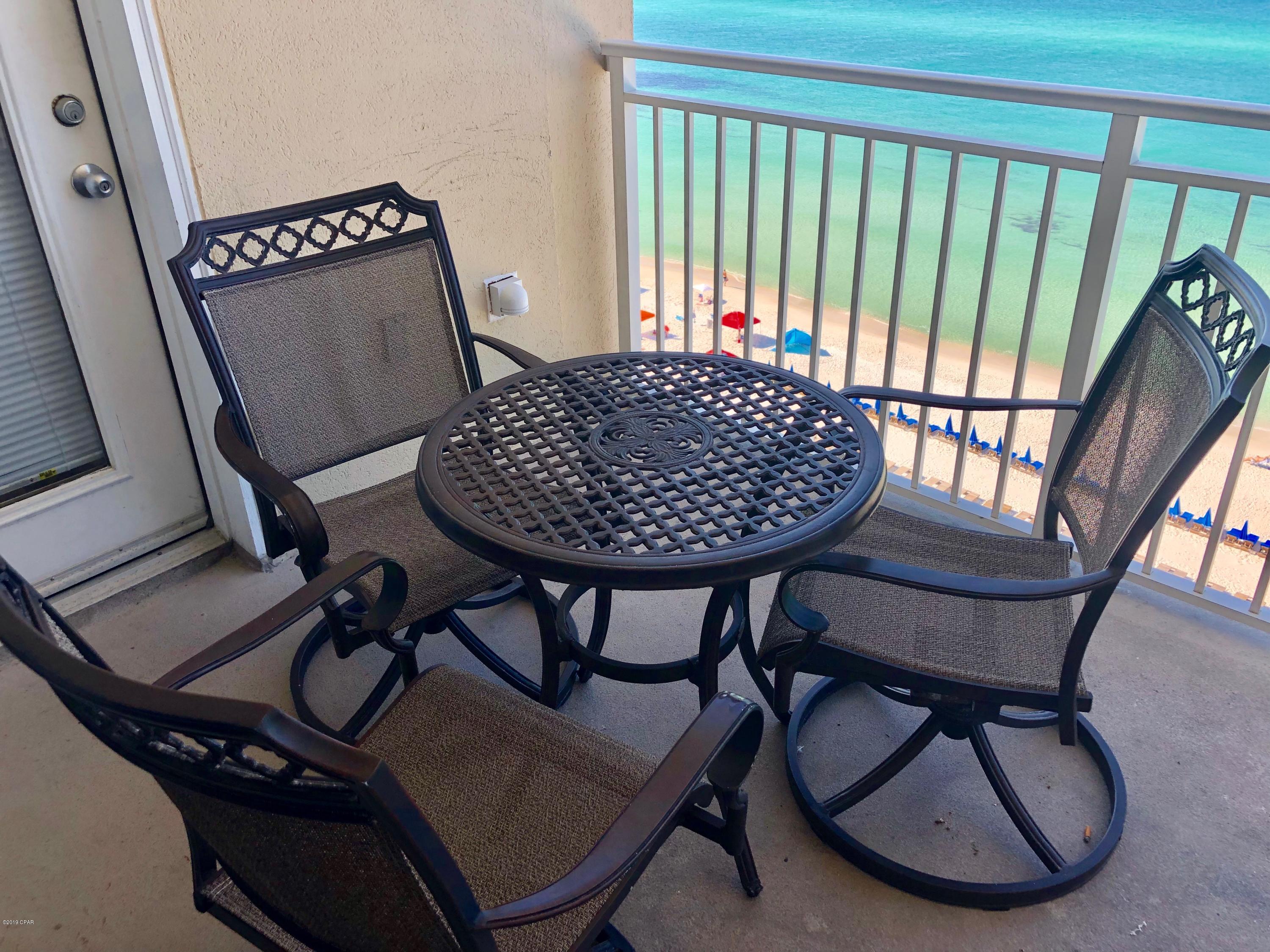 Emerald Beach Resort - Residential