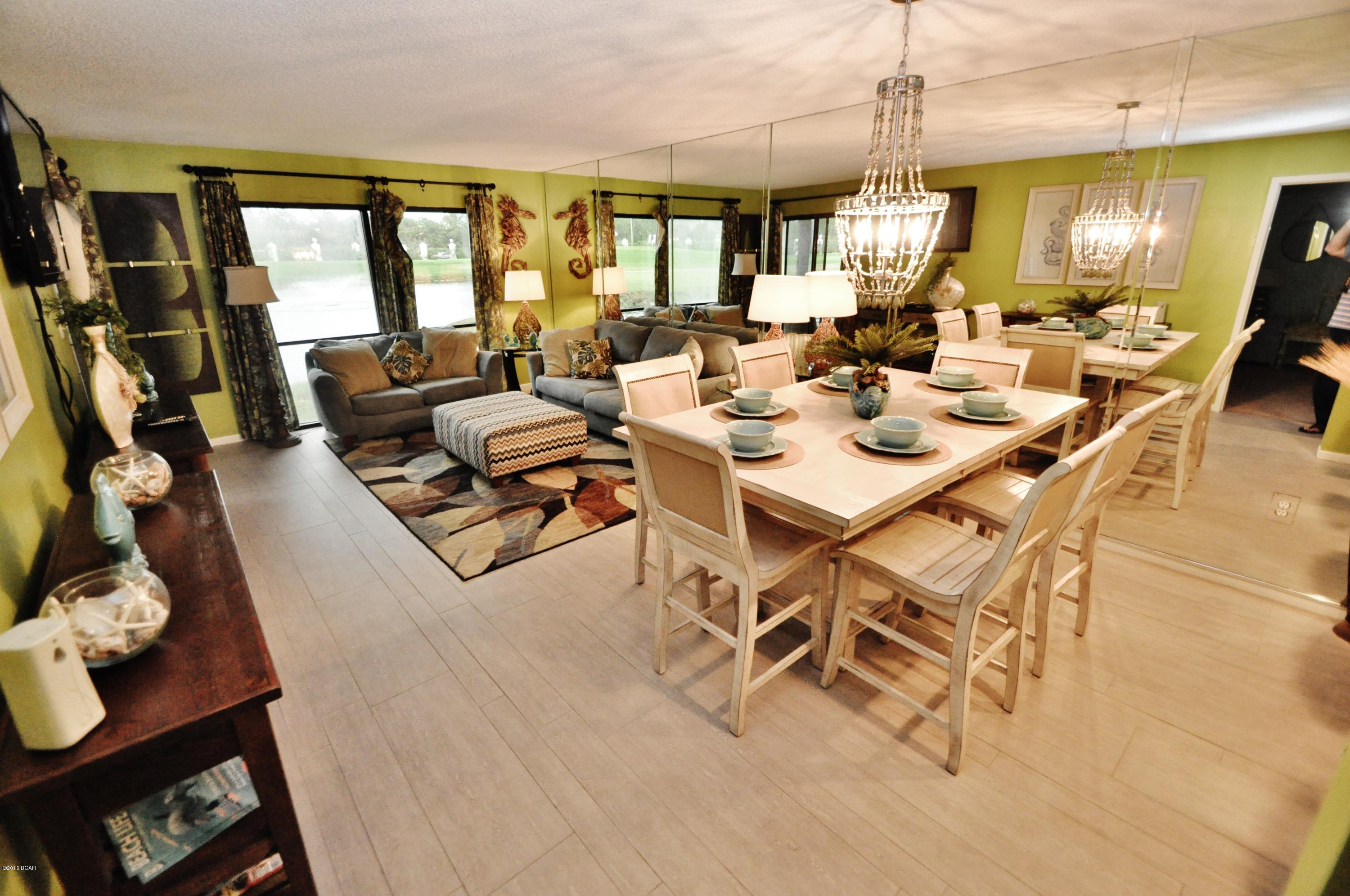 Edgewater Golf Villas V-B - Residential