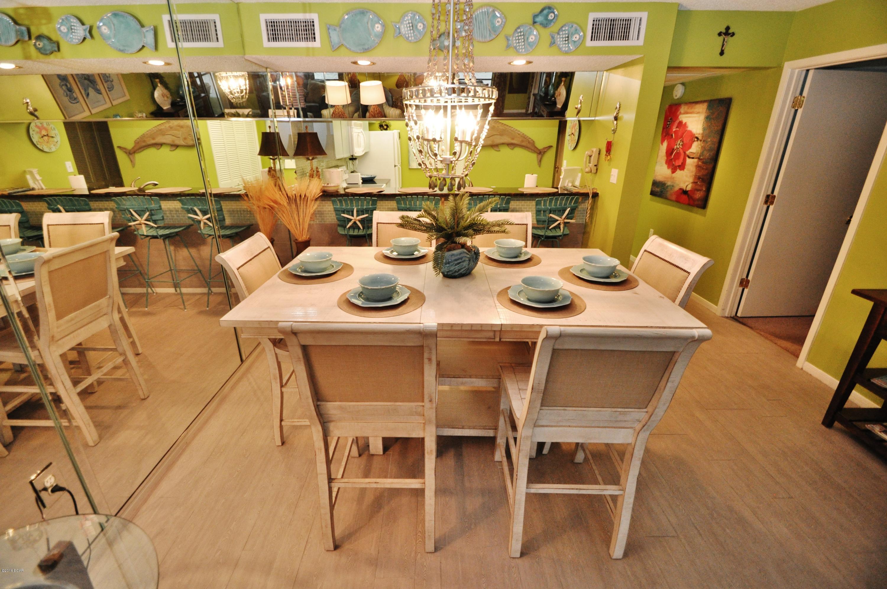 Edgewater Golf Villas V-B - Residential