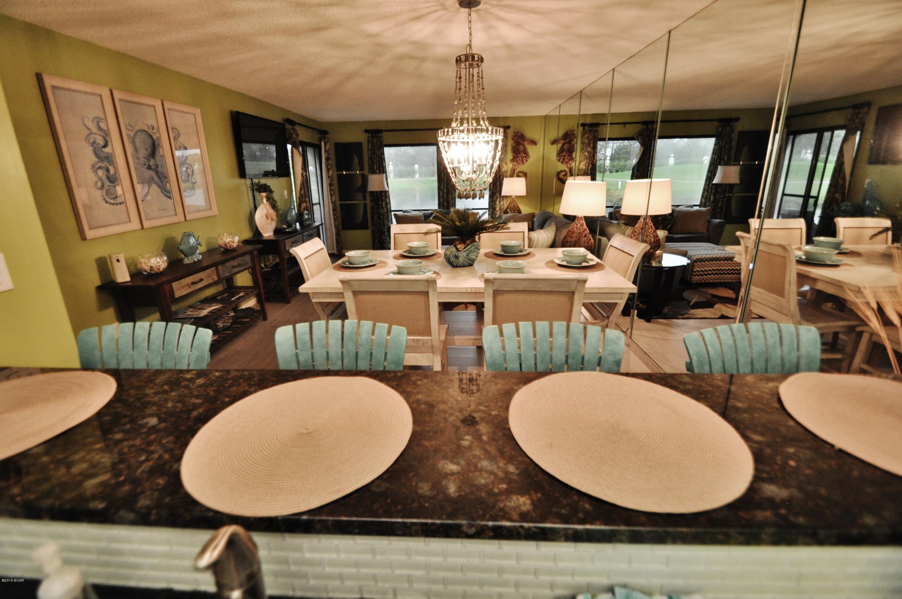 Edgewater Golf Villas V-B - Residential