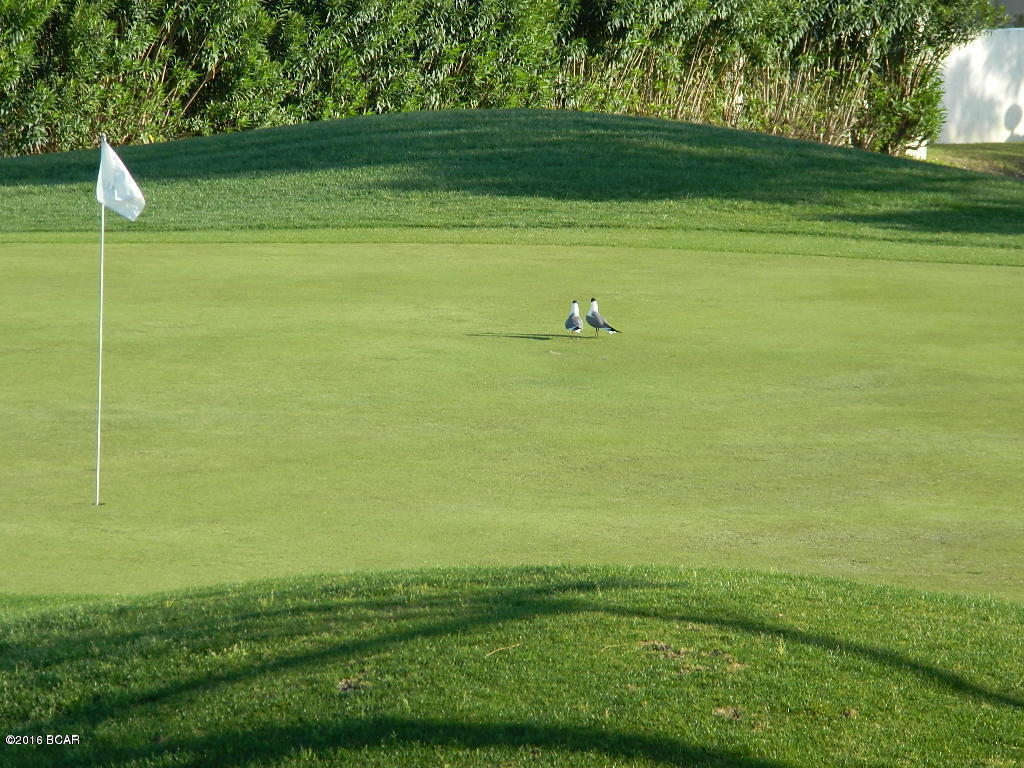 Edgewater Golf Villas V-B - Residential