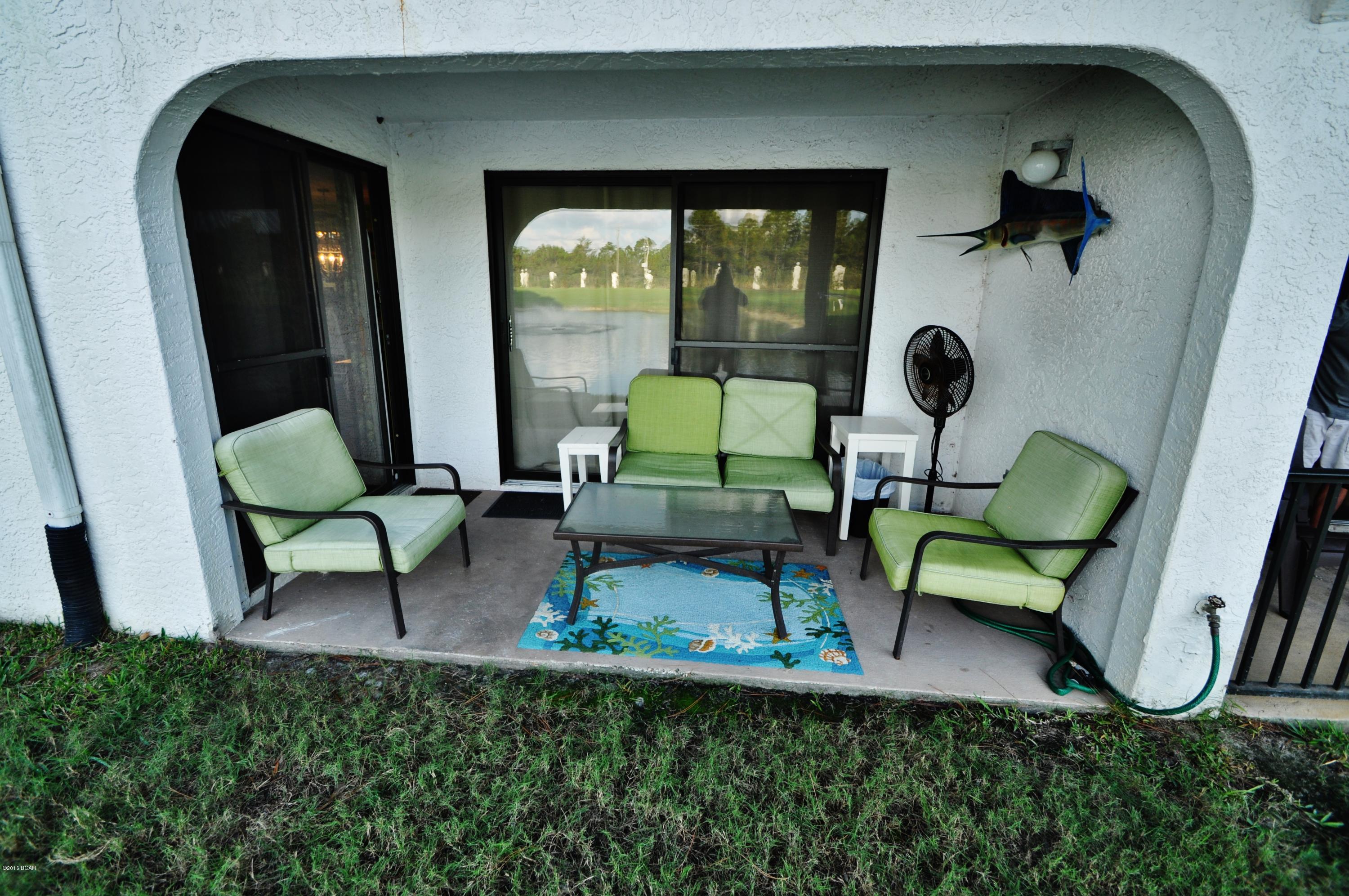 Edgewater Golf Villas V-B - Residential