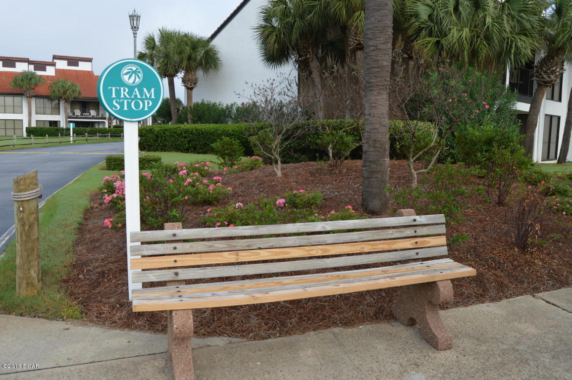 Edgewater Golf Villas V-B - Residential