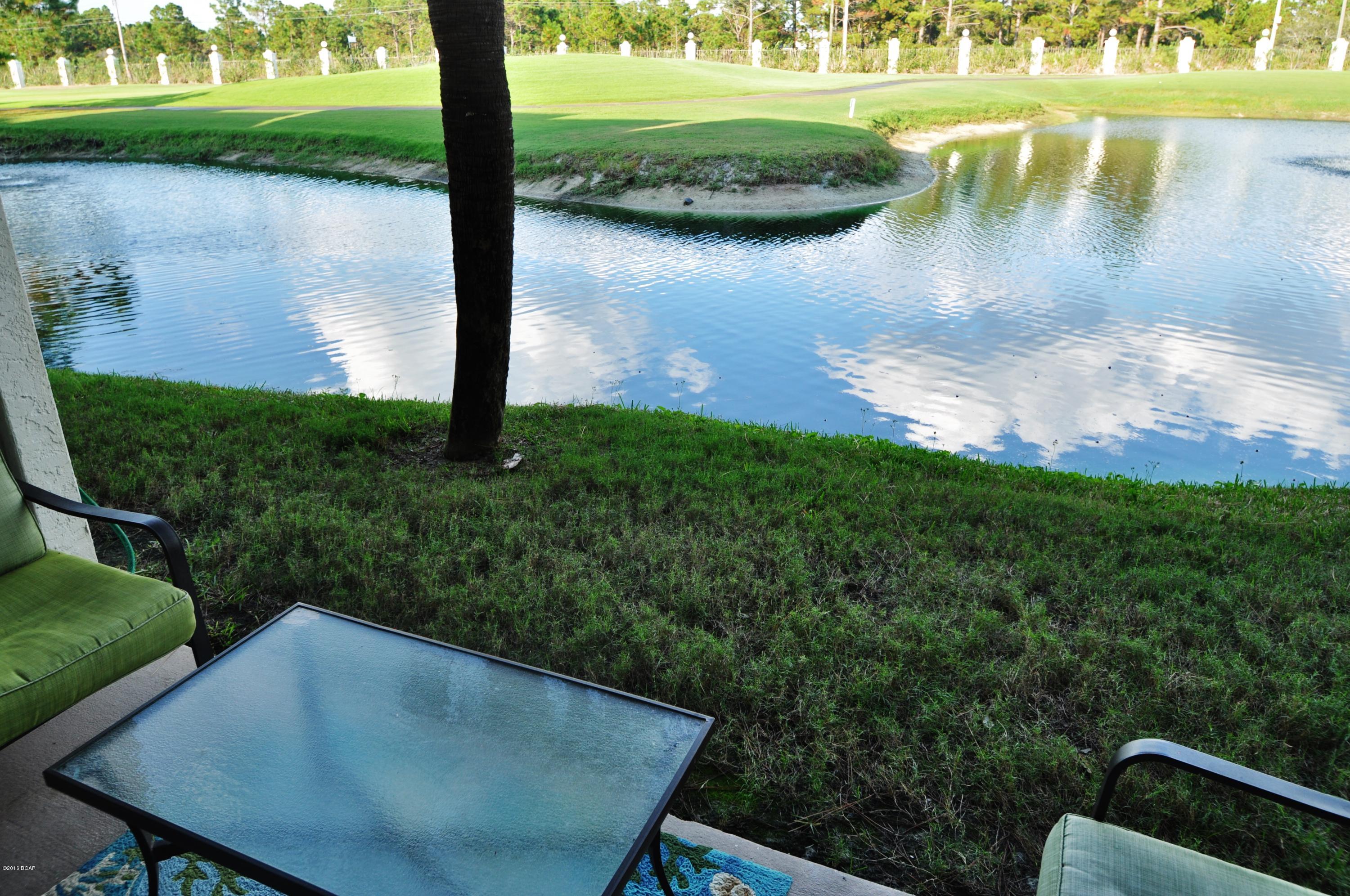 Edgewater Golf Villas V-B - Residential