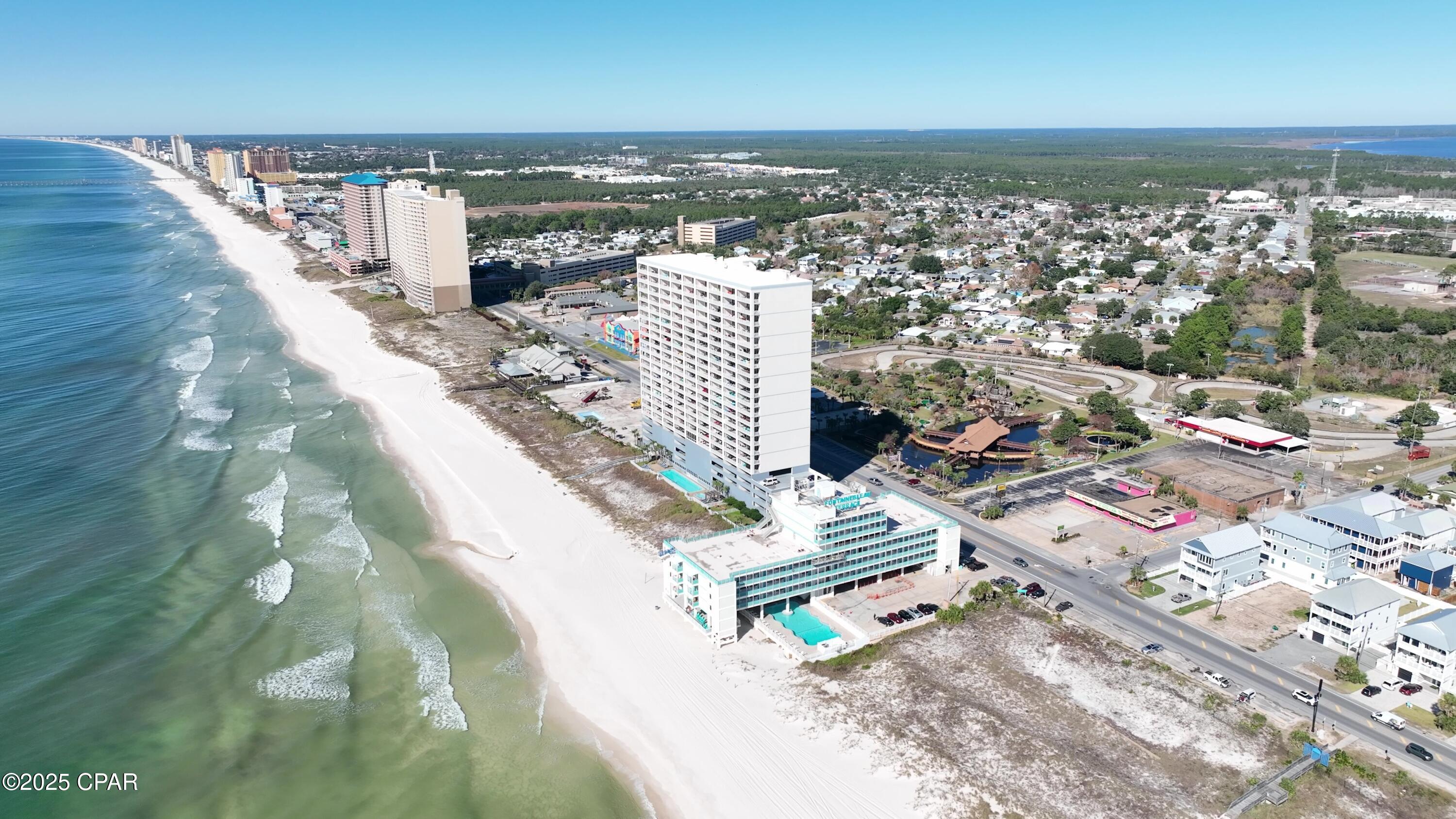 Fontainebleau Terrace - Residential