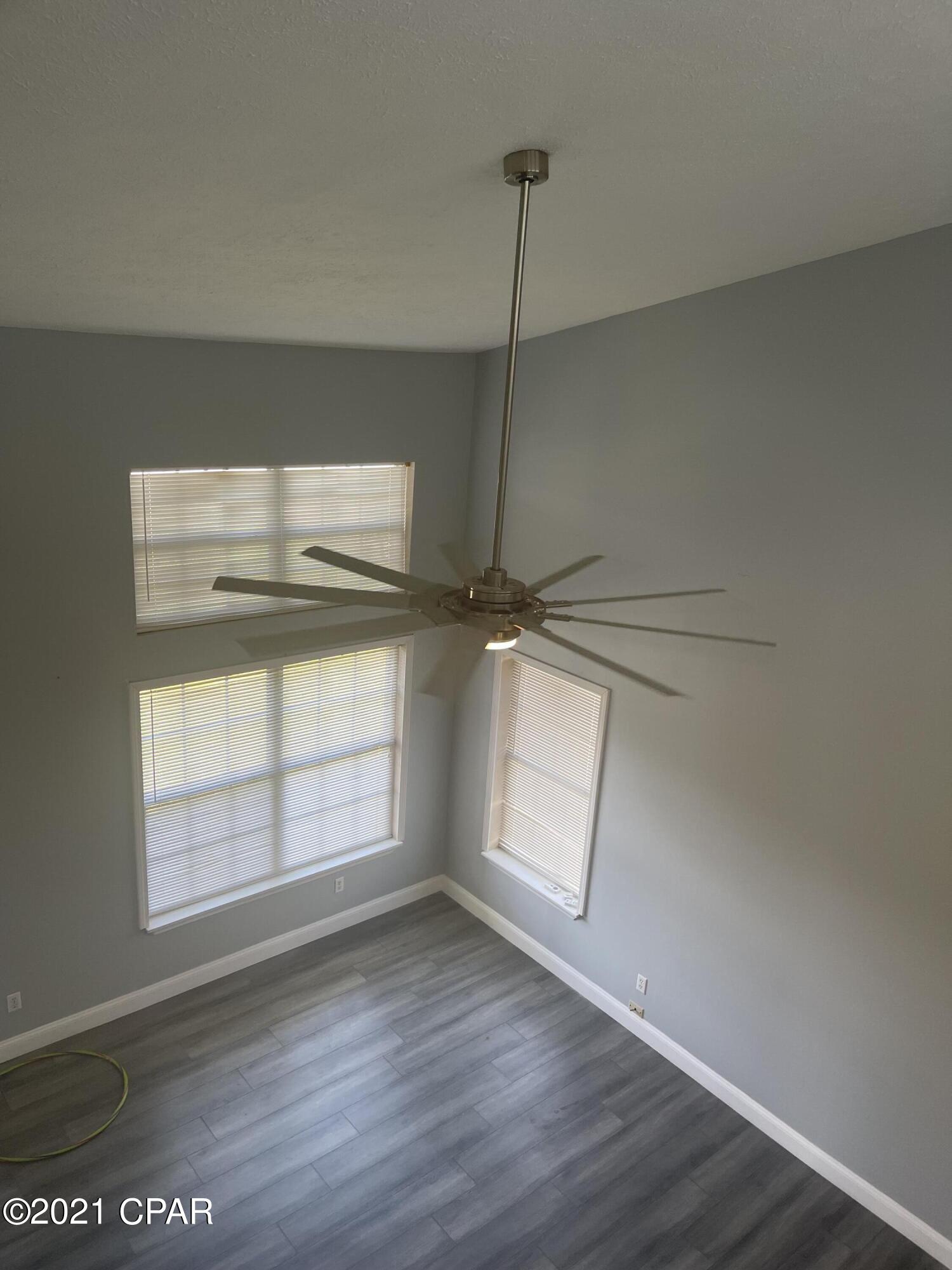 Shadow Bay Unit 5 - Residential