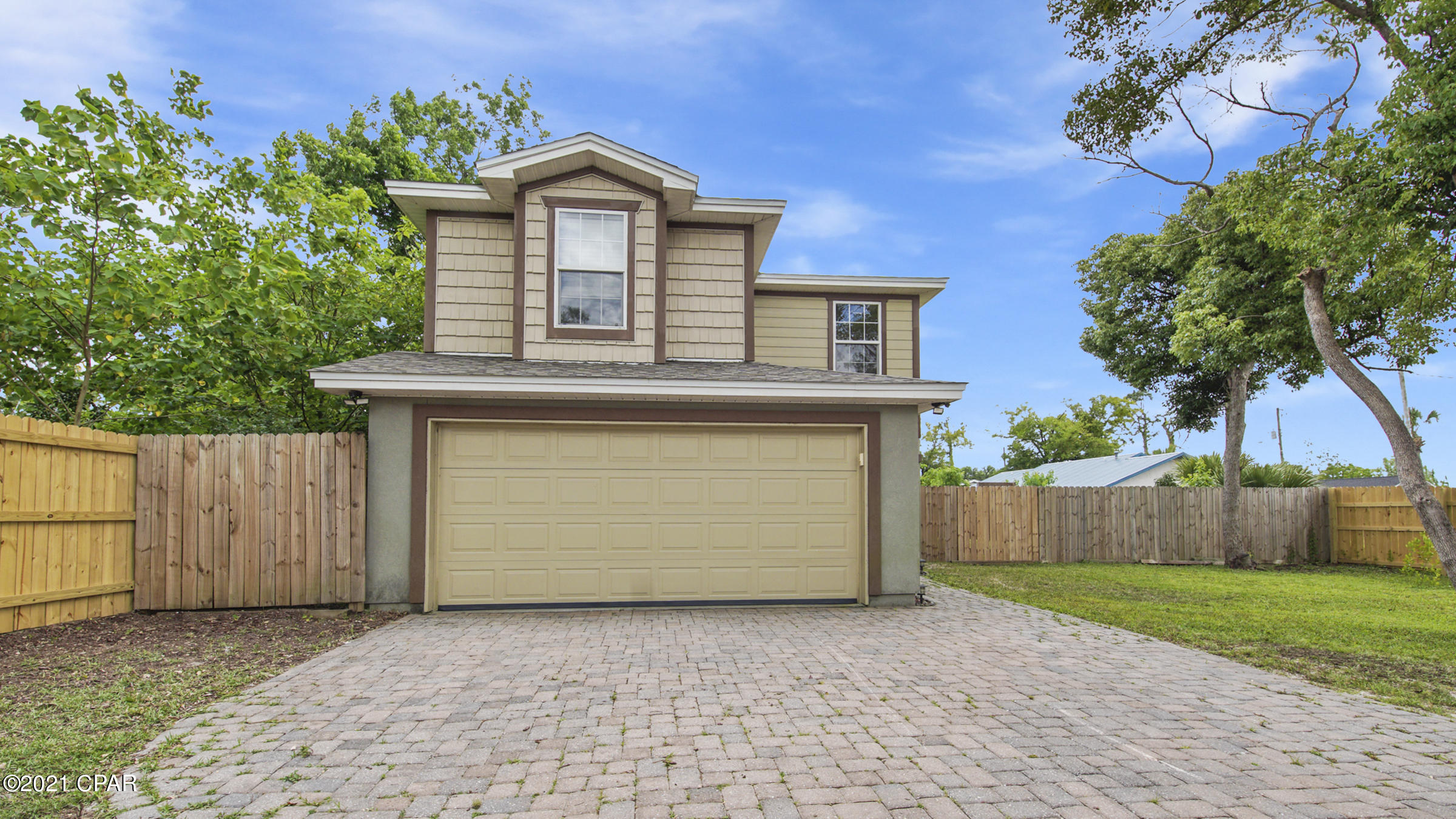 [No Recorded Subdiv] - Residential