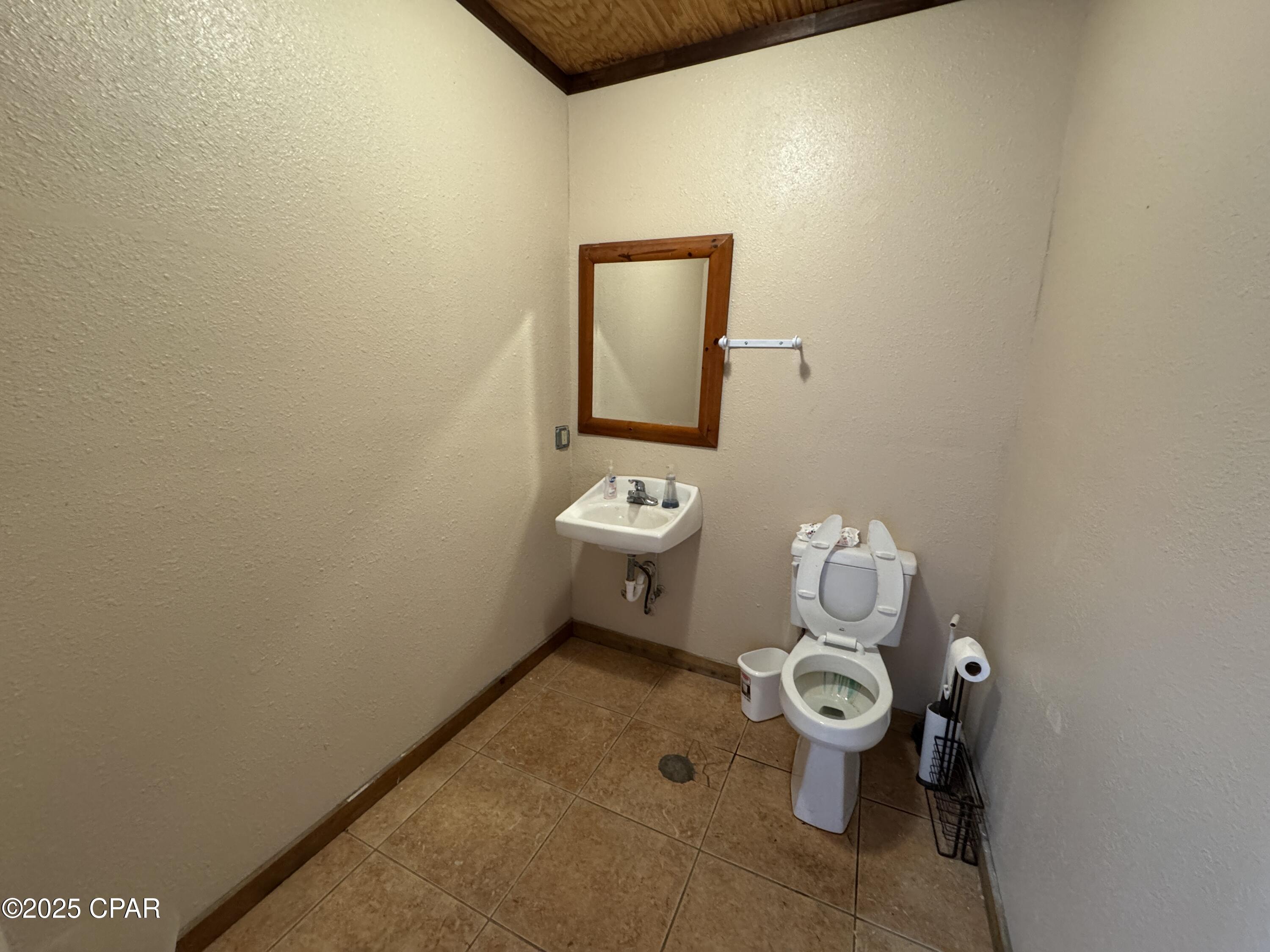 [No Recorded Subdiv] - Commercial Lease