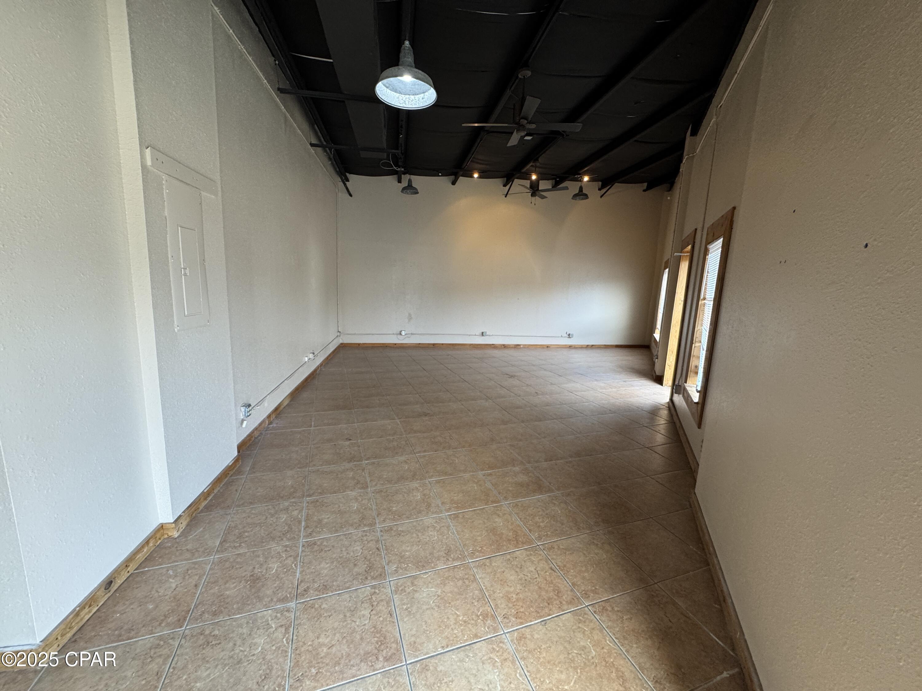 [No Recorded Subdiv] - Commercial Lease