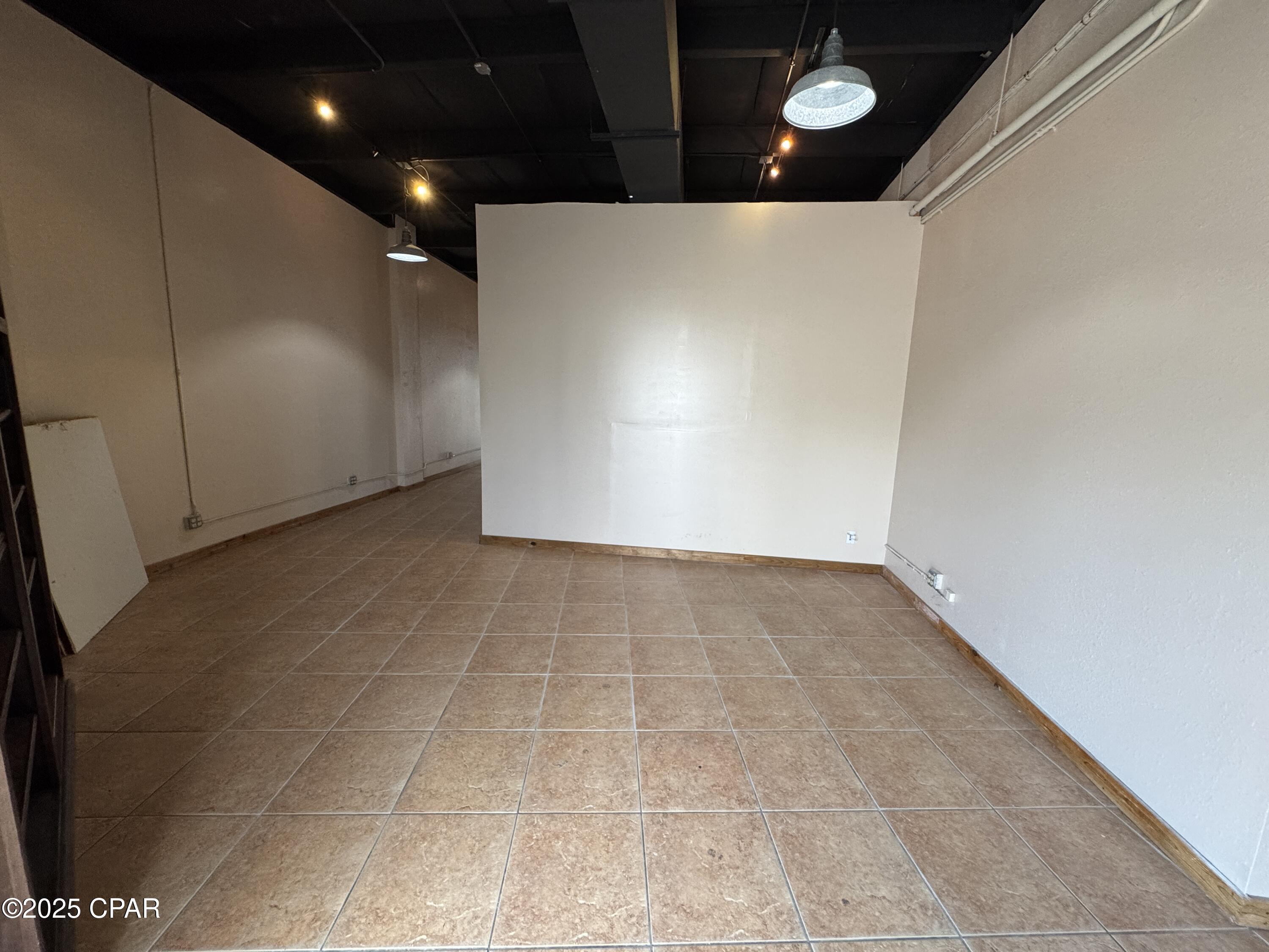 [No Recorded Subdiv] - Commercial Lease