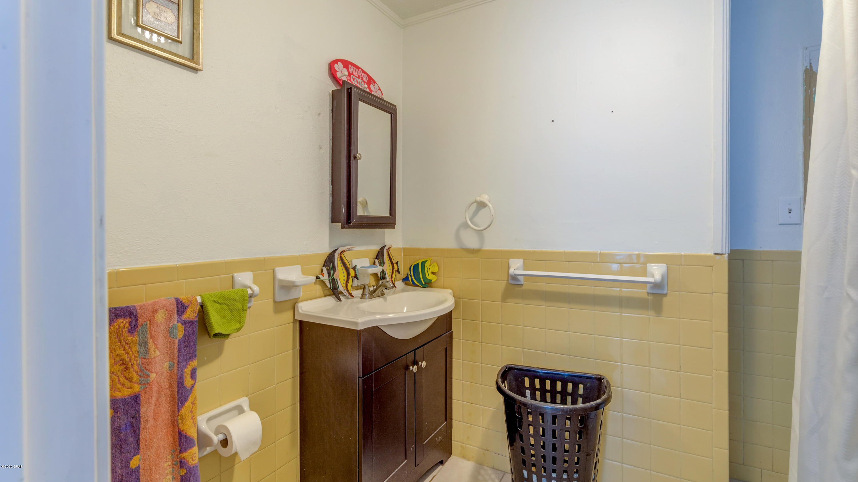 Hutchison's 1st To Bahama Bch - Commercial Sale