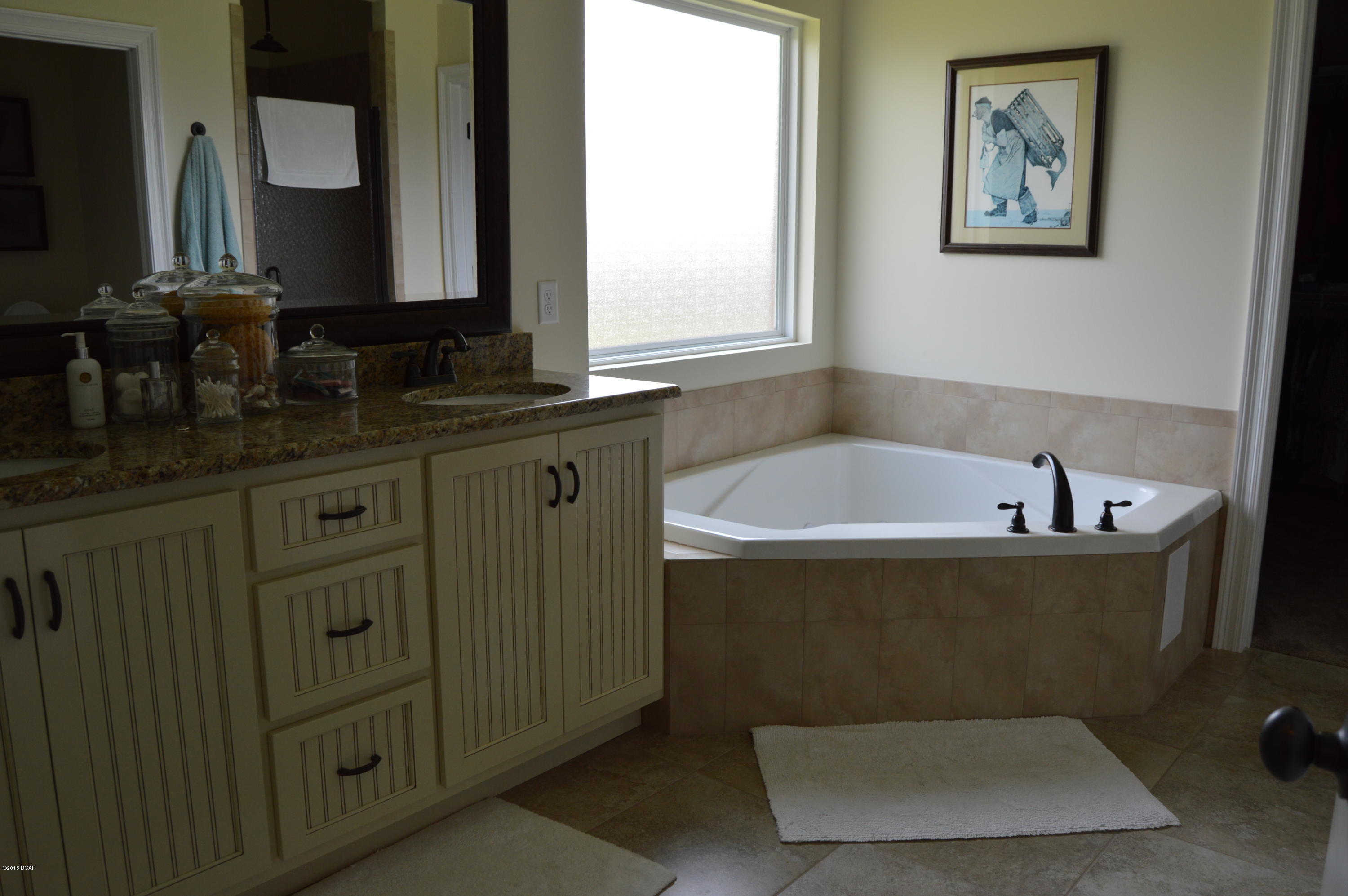 Kirkland Manor - Residential