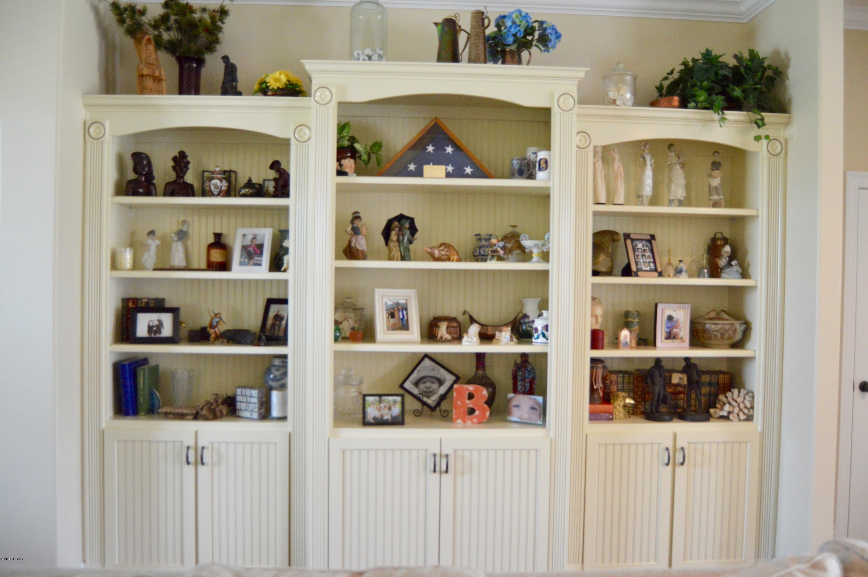 Kirkland Manor - Residential