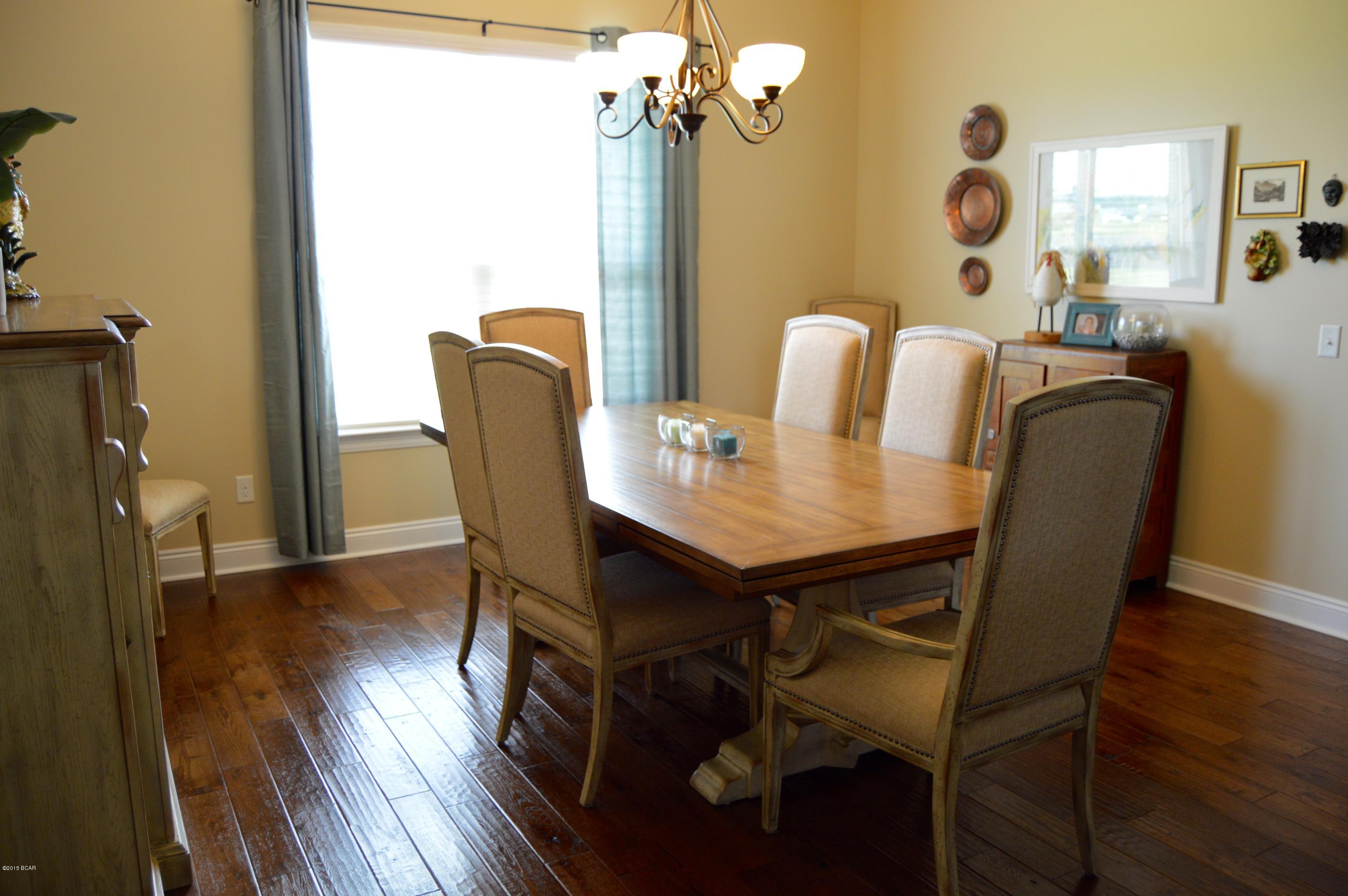 Kirkland Manor - Residential