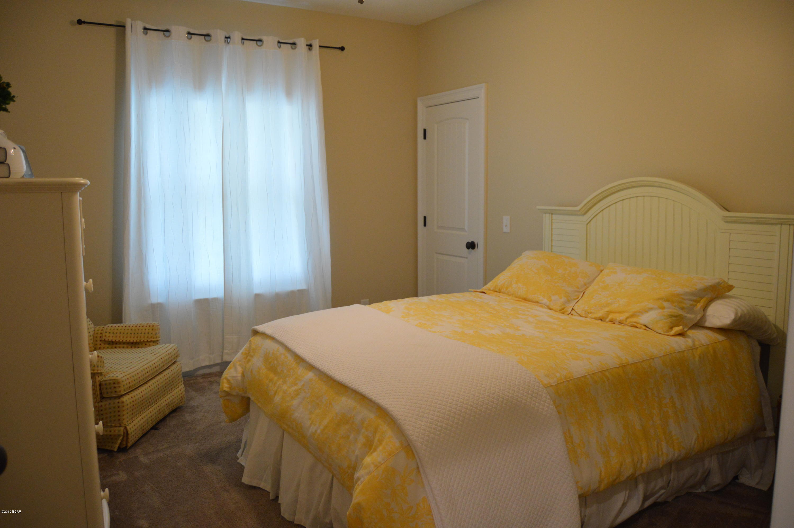 Kirkland Manor - Residential