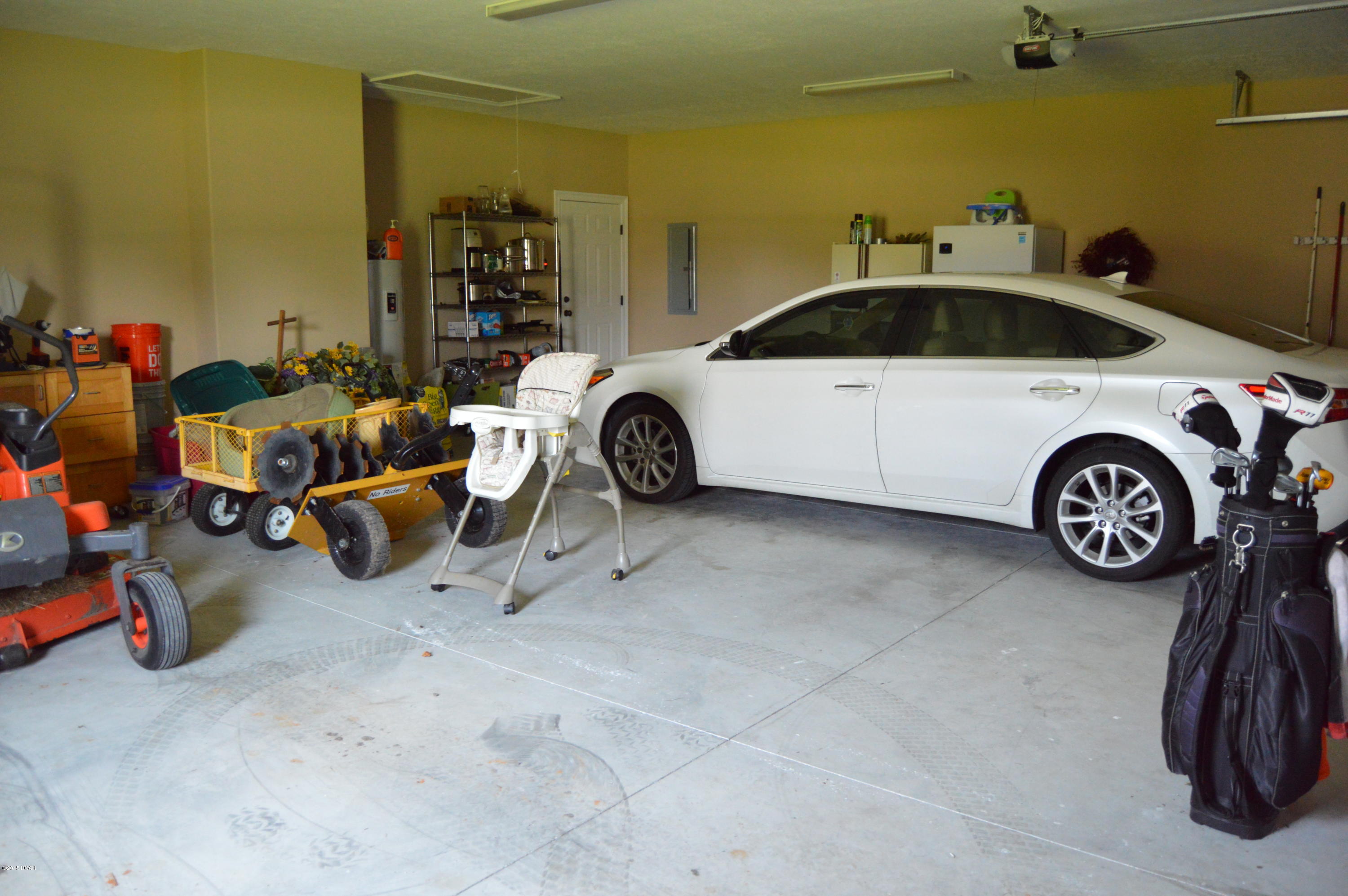 Kirkland Manor - Residential