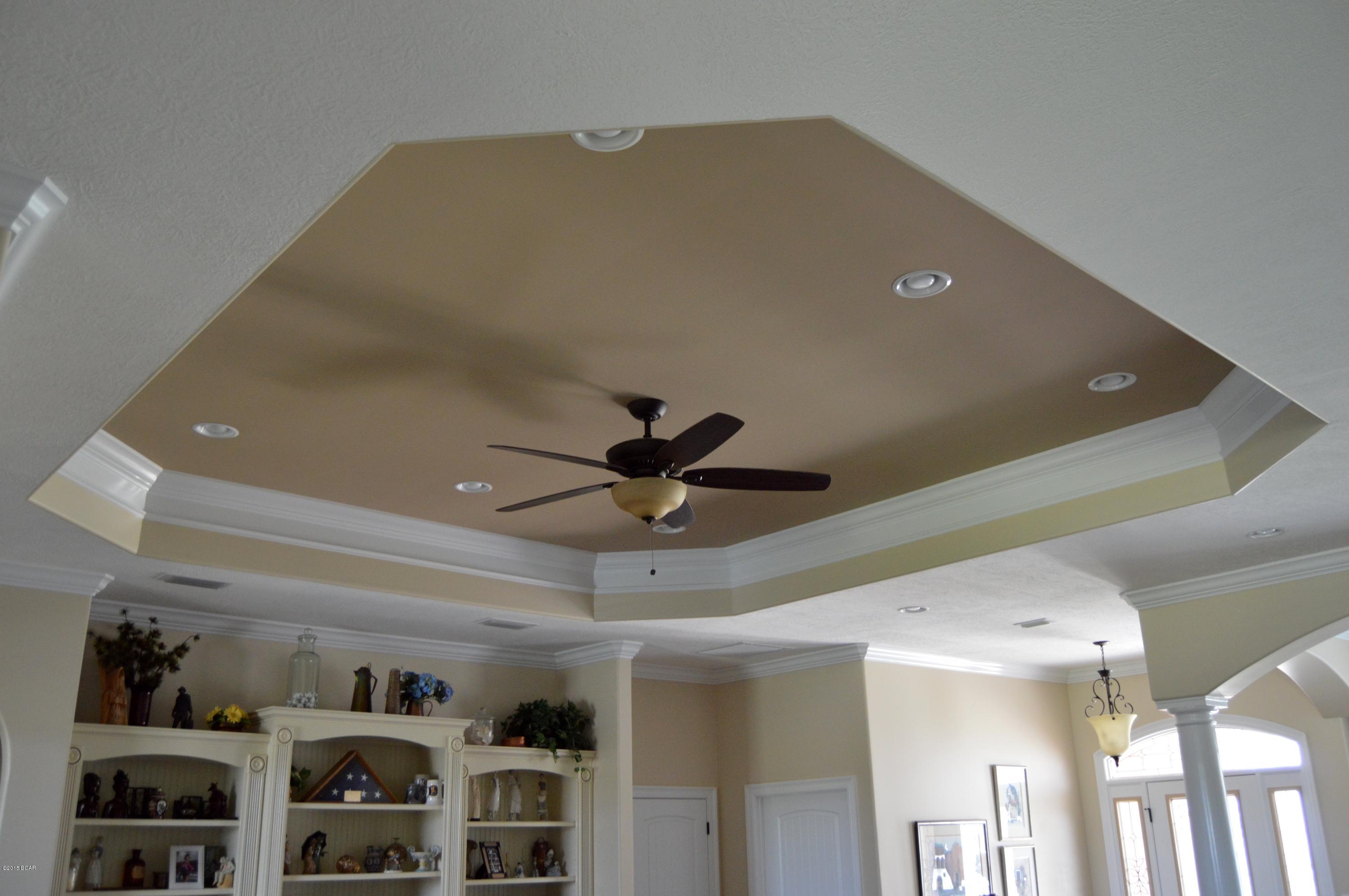 Kirkland Manor - Residential