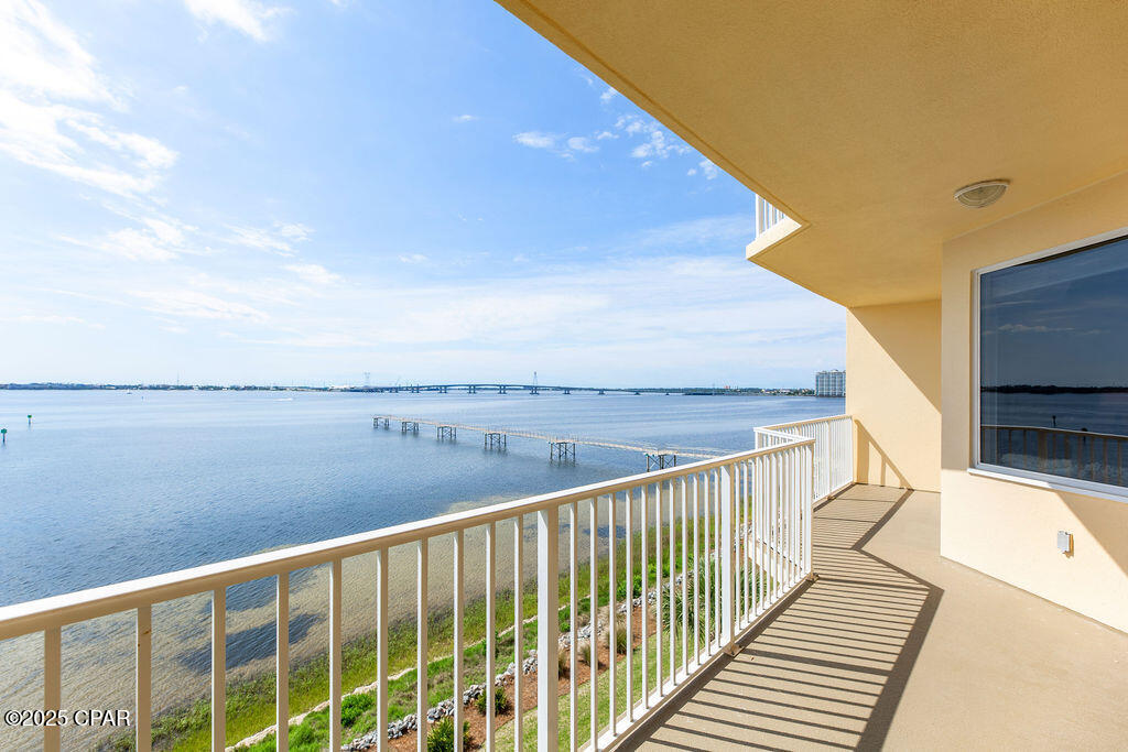 Hibiscus By The Bay - Residential