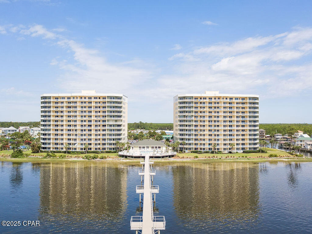 Hibiscus By The Bay - Residential