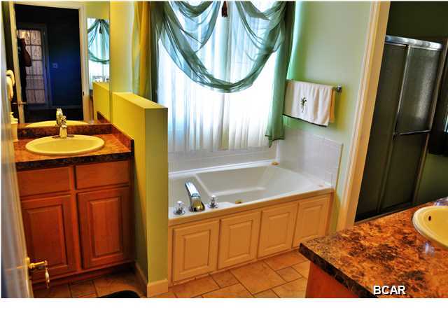 Mowat Highlands Ph VI - Residential