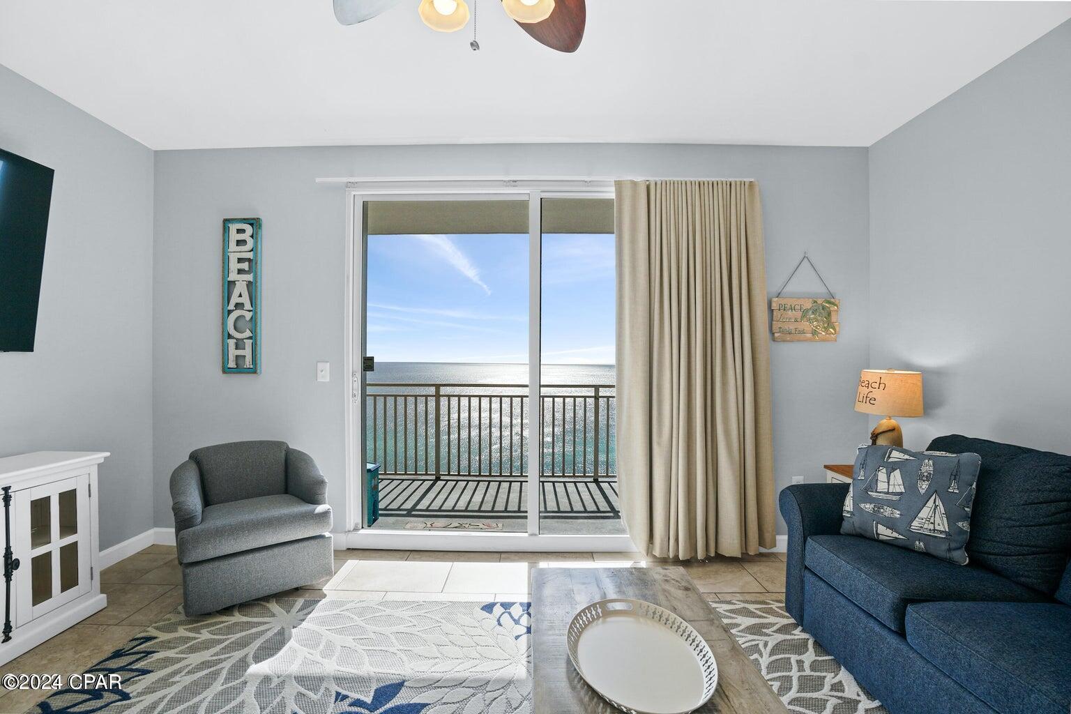 Splash Condo - Residential