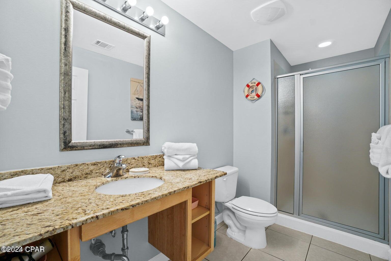 Splash Condo - Residential