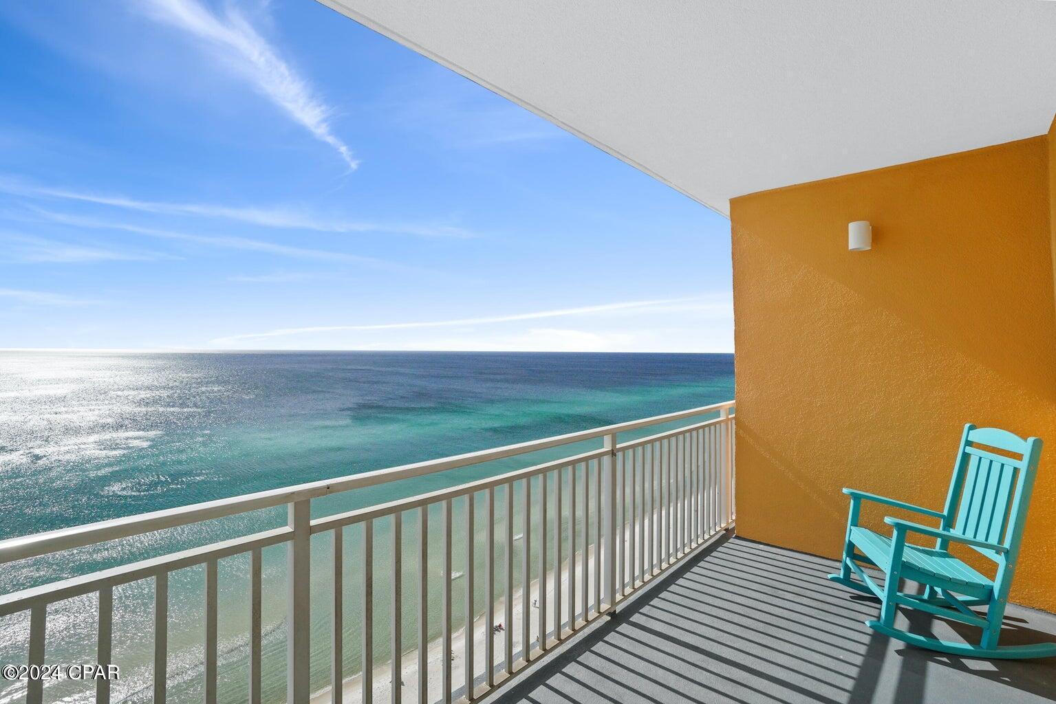 Splash Condo - Residential