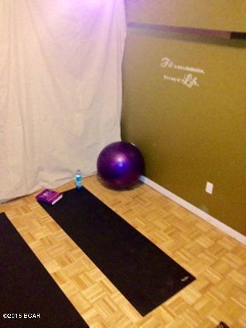 Biltmore Beach 1st Add - Residential