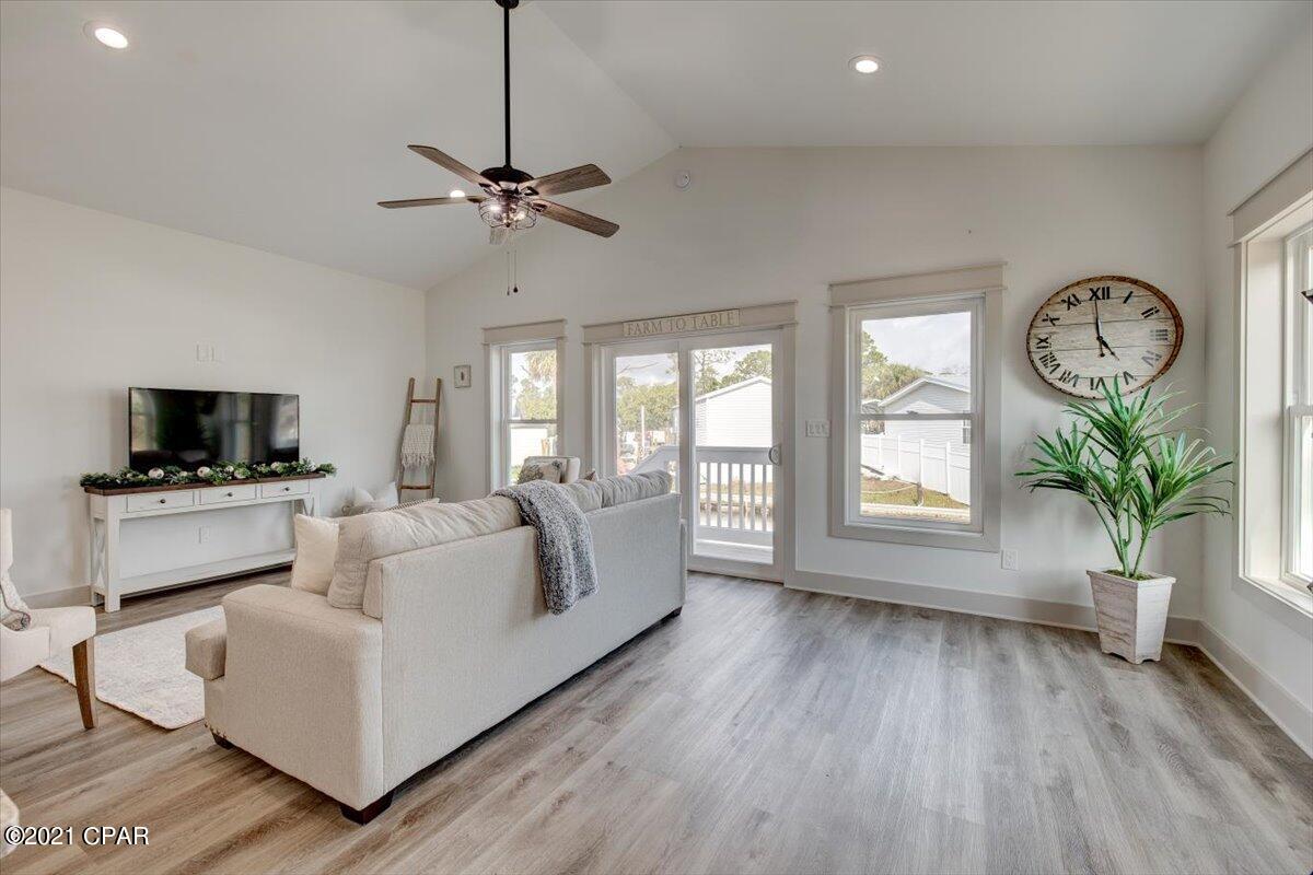 Harbour Towne - Residential