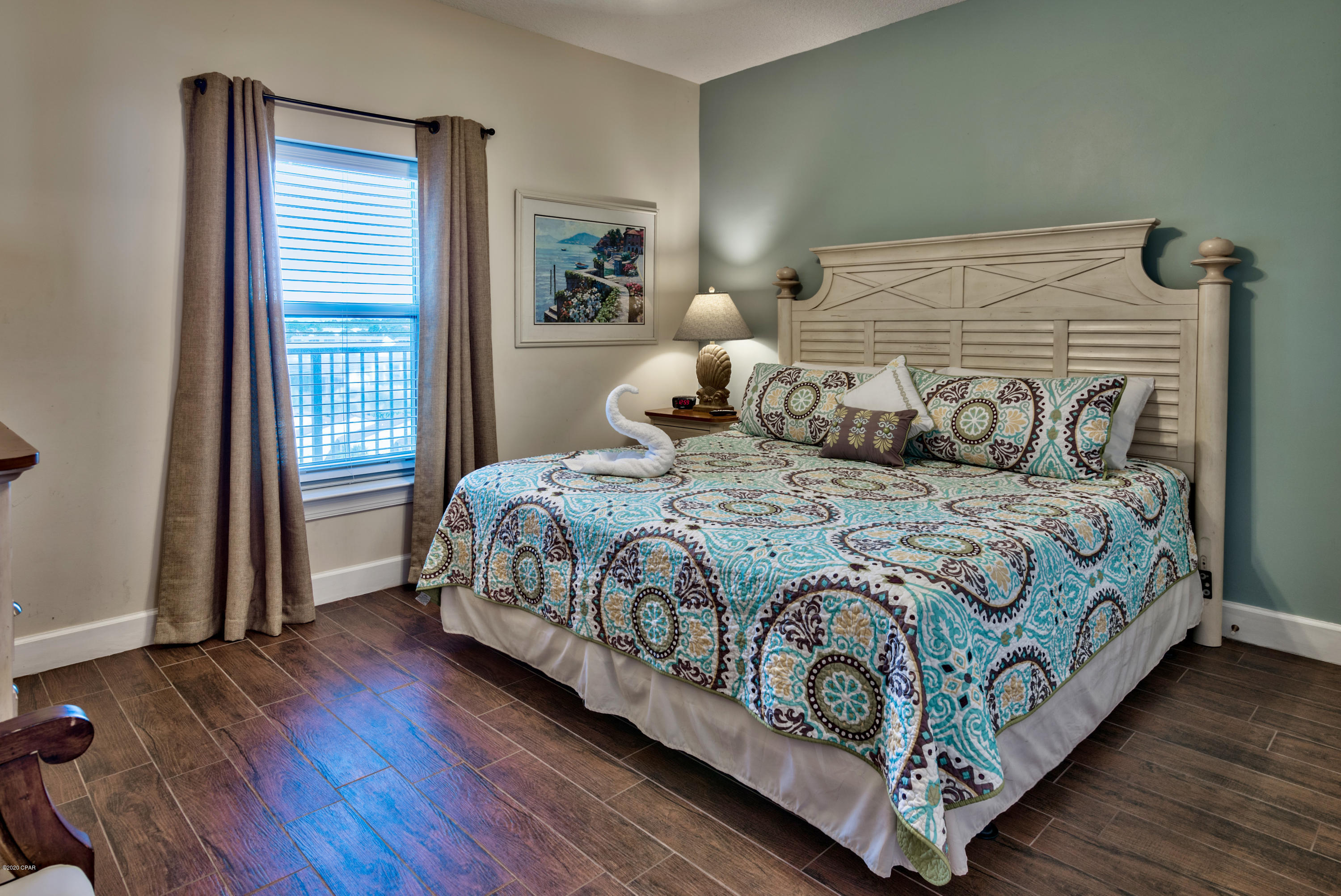 Tropic Winds - Residential