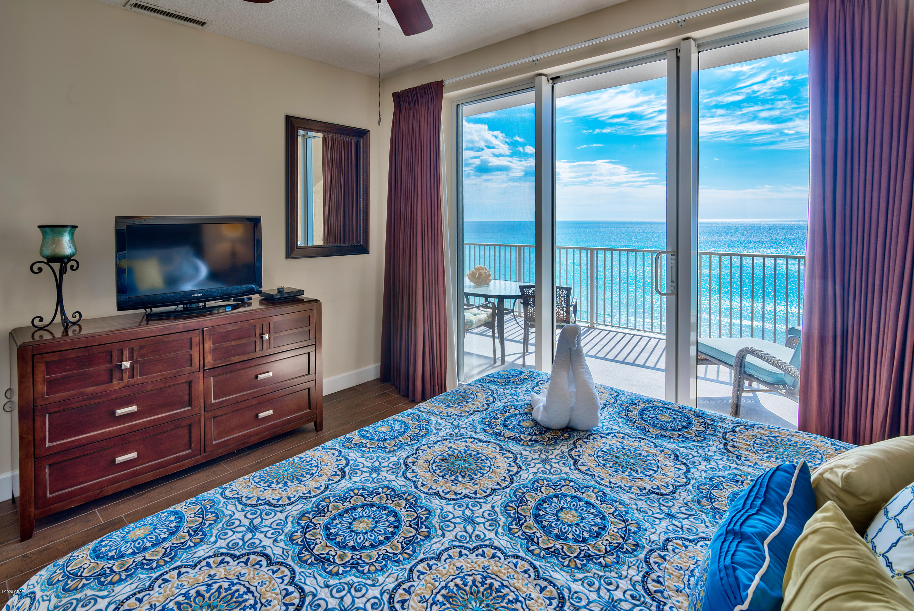 Tropic Winds - Residential