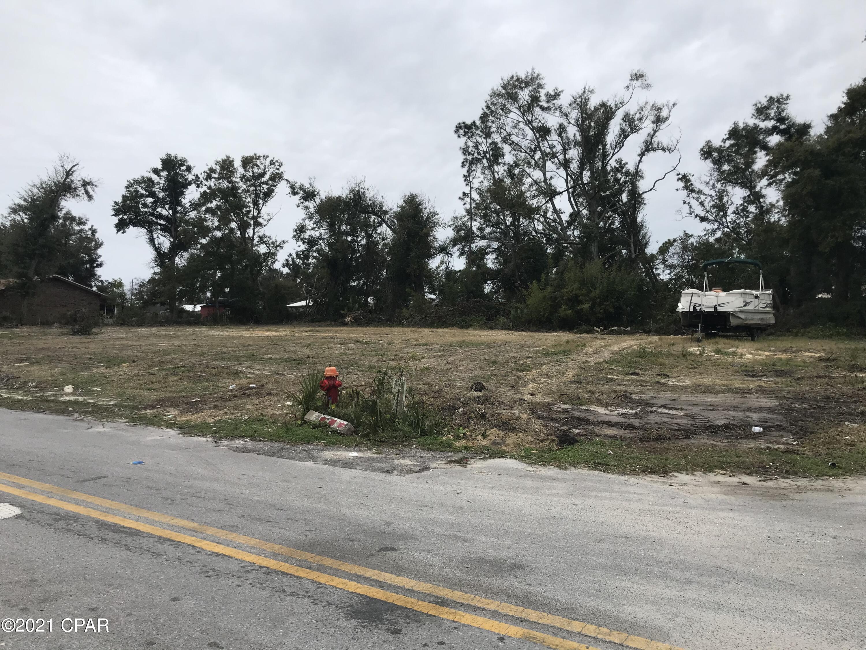 Lucas - Commercial Lease