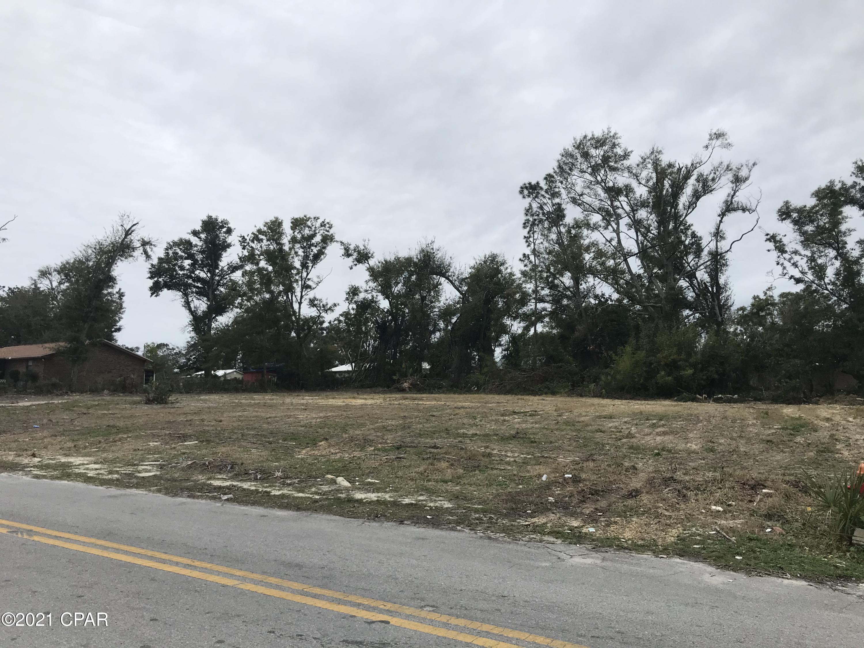 Lucas - Commercial Lease