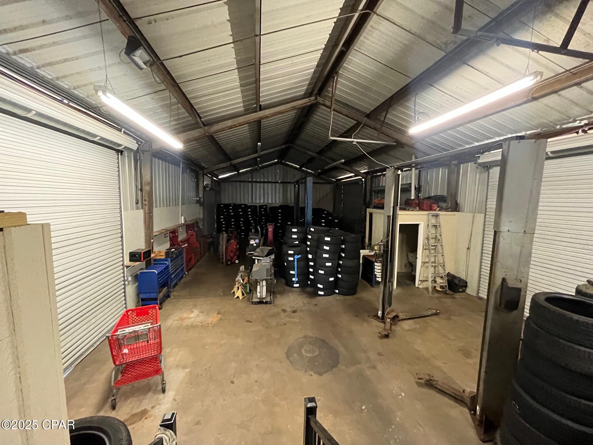 [No Recorded Subdiv] - Commercial Lease