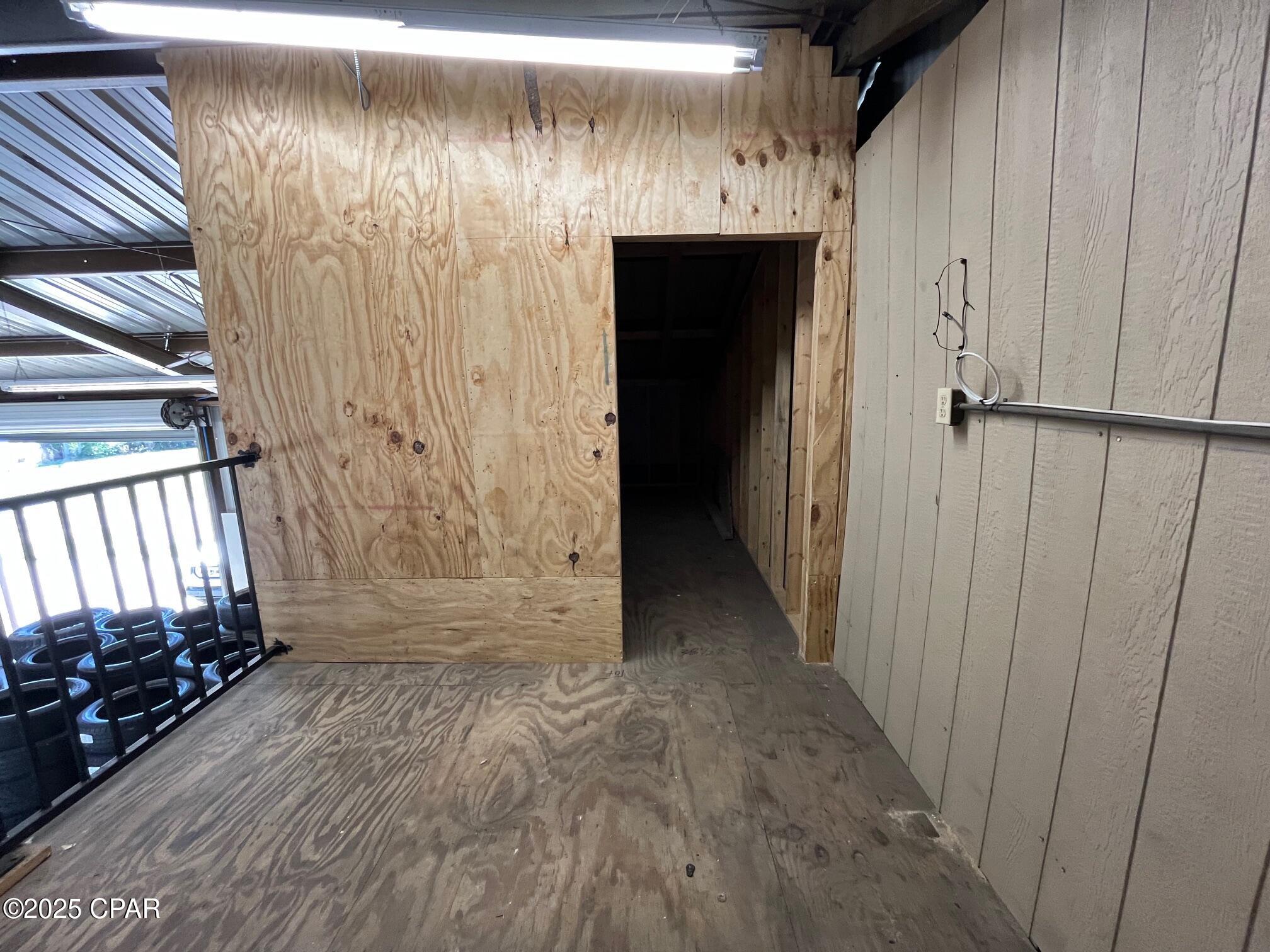 [No Recorded Subdiv] - Commercial Lease