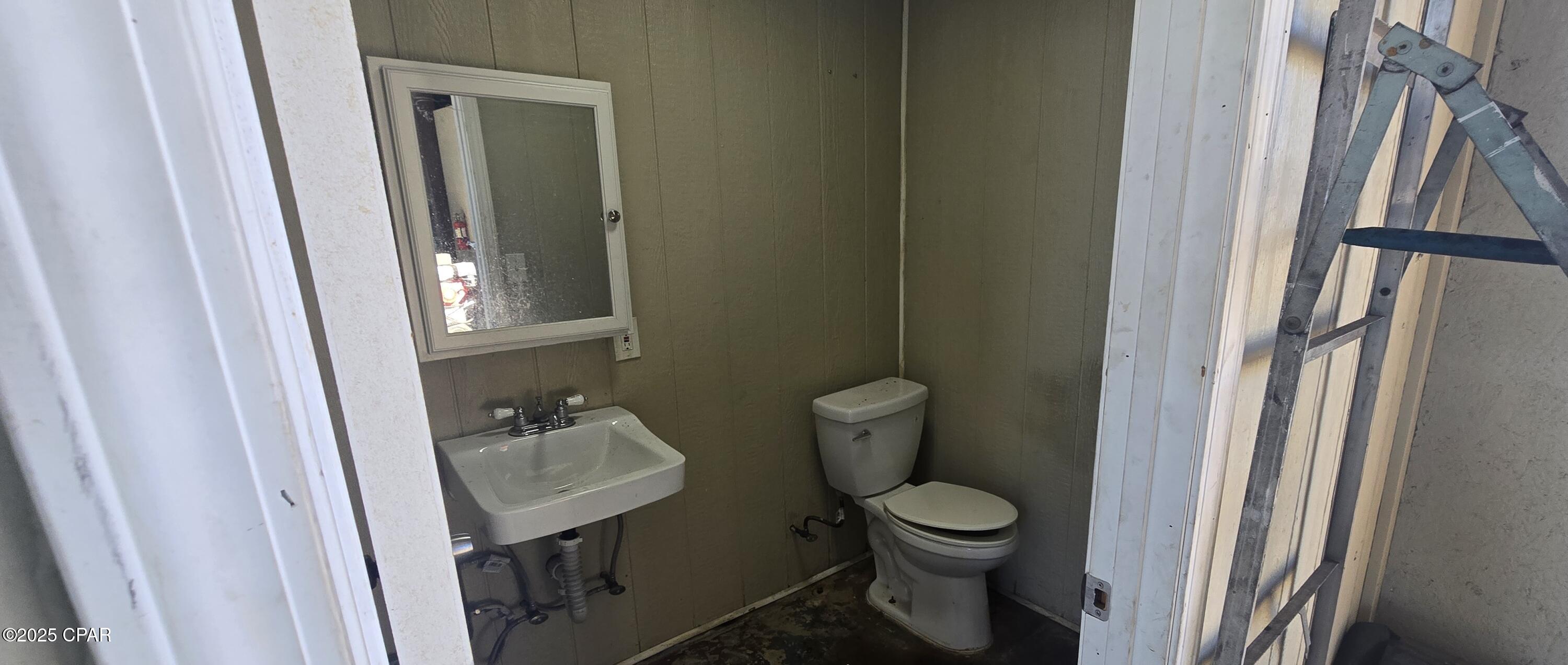 [No Recorded Subdiv] - Commercial Lease