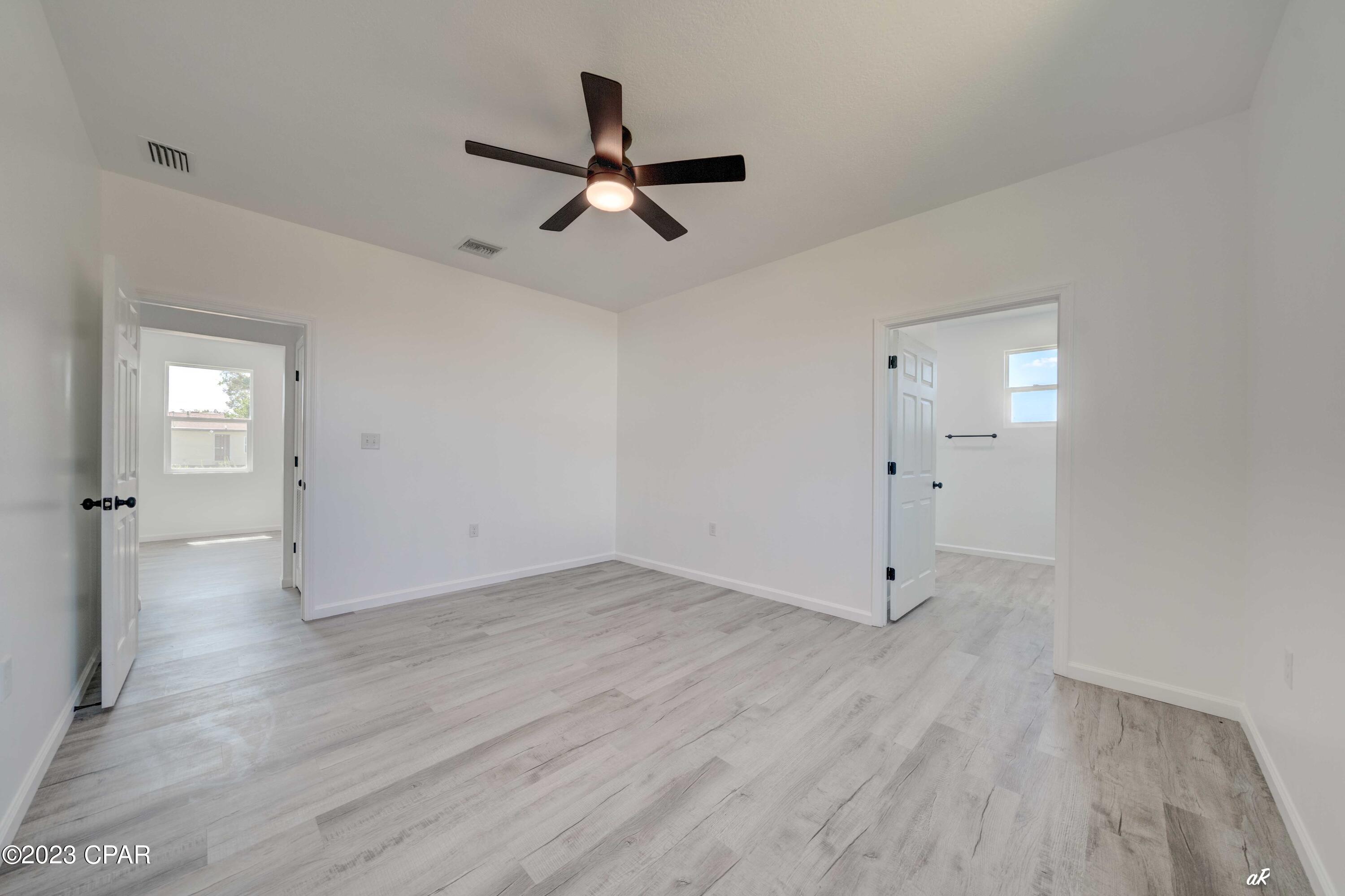 M N Kneeces Replat Pine-Lea - Residential