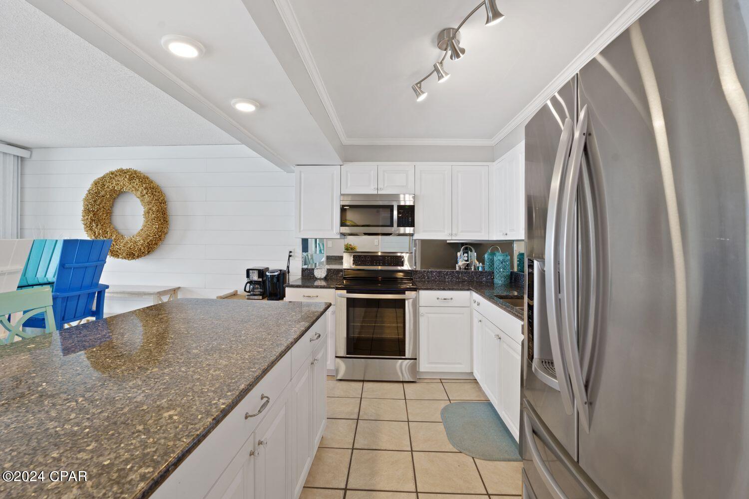 Edgewater Tower III - Residential