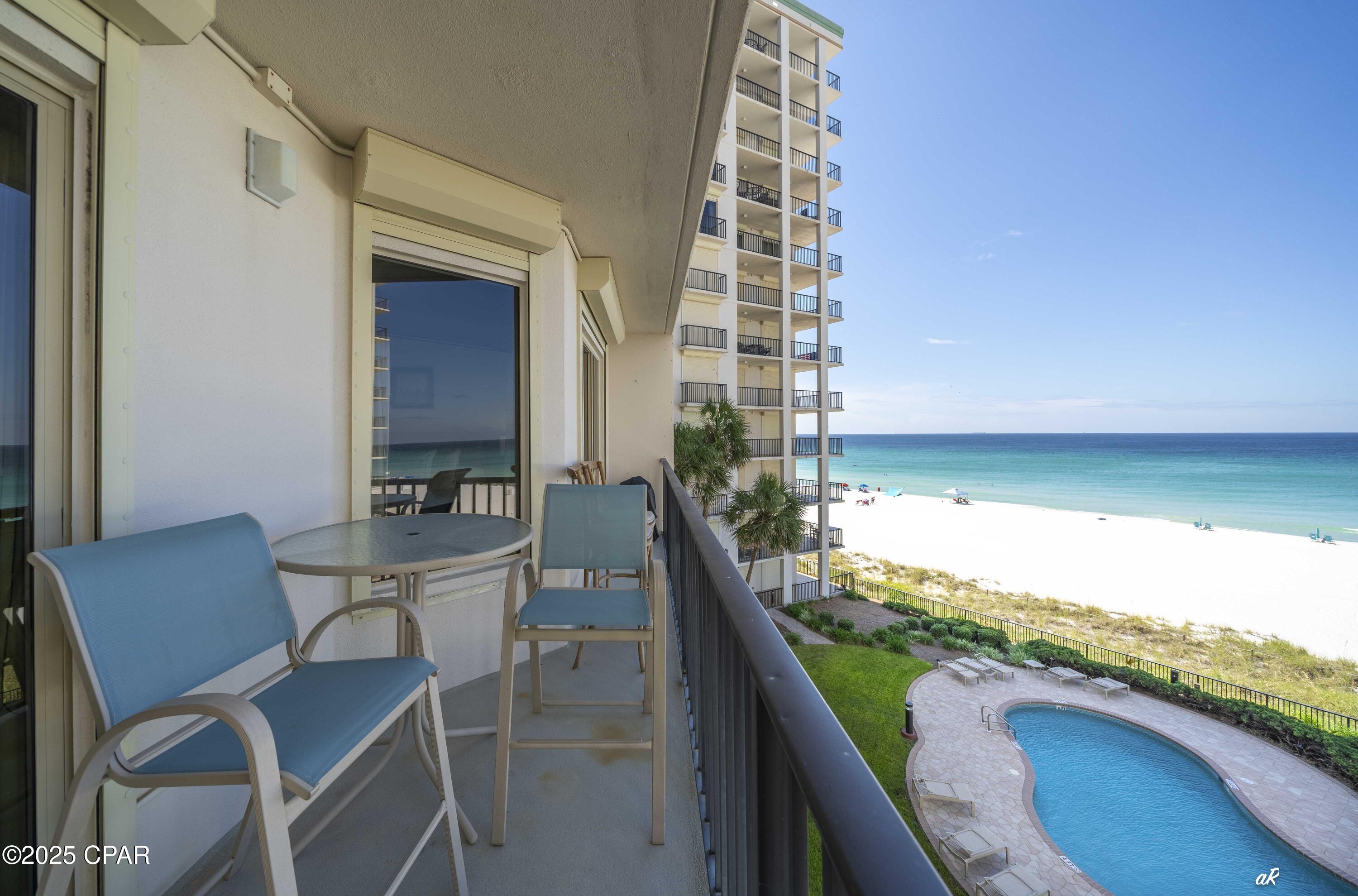 Summerwinds Condo - Residential