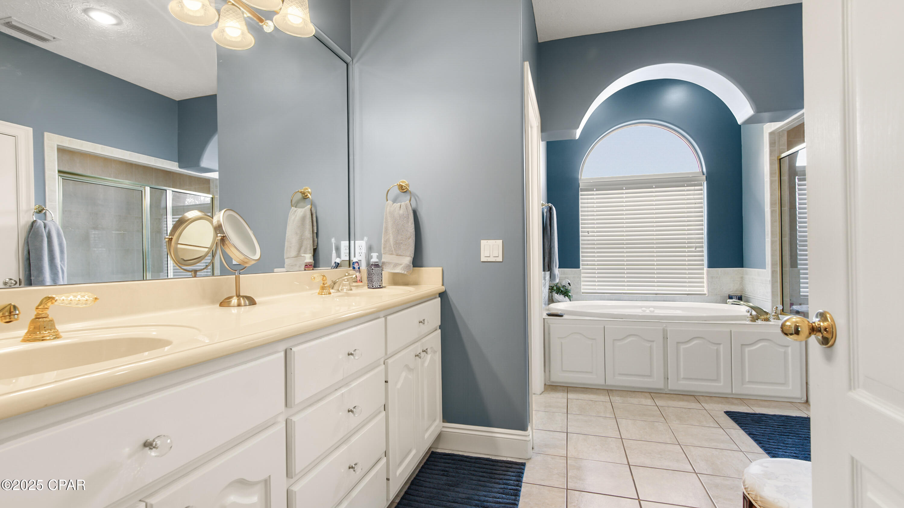 Huntington Ridge - Residential