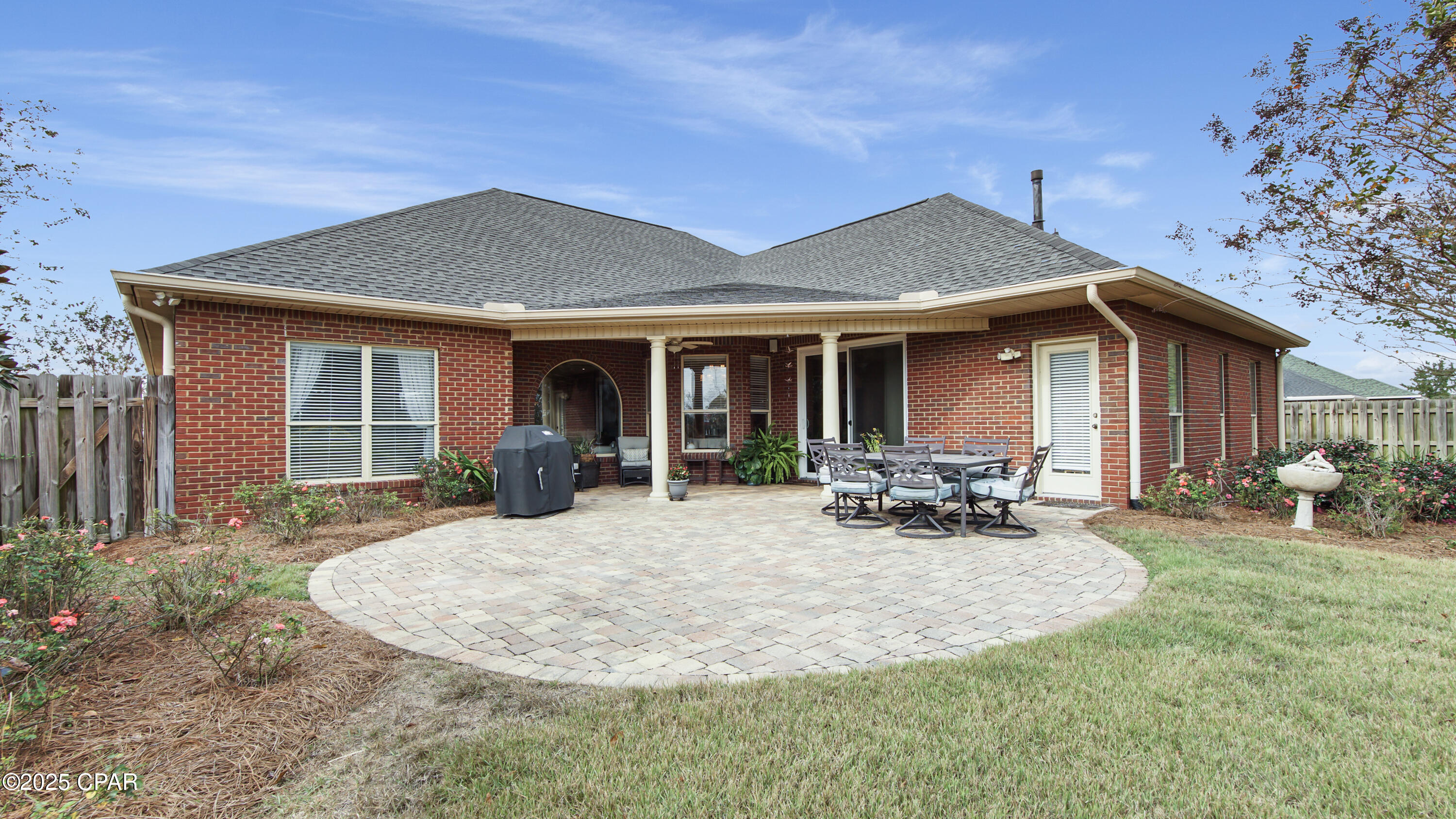 Huntington Ridge - Residential