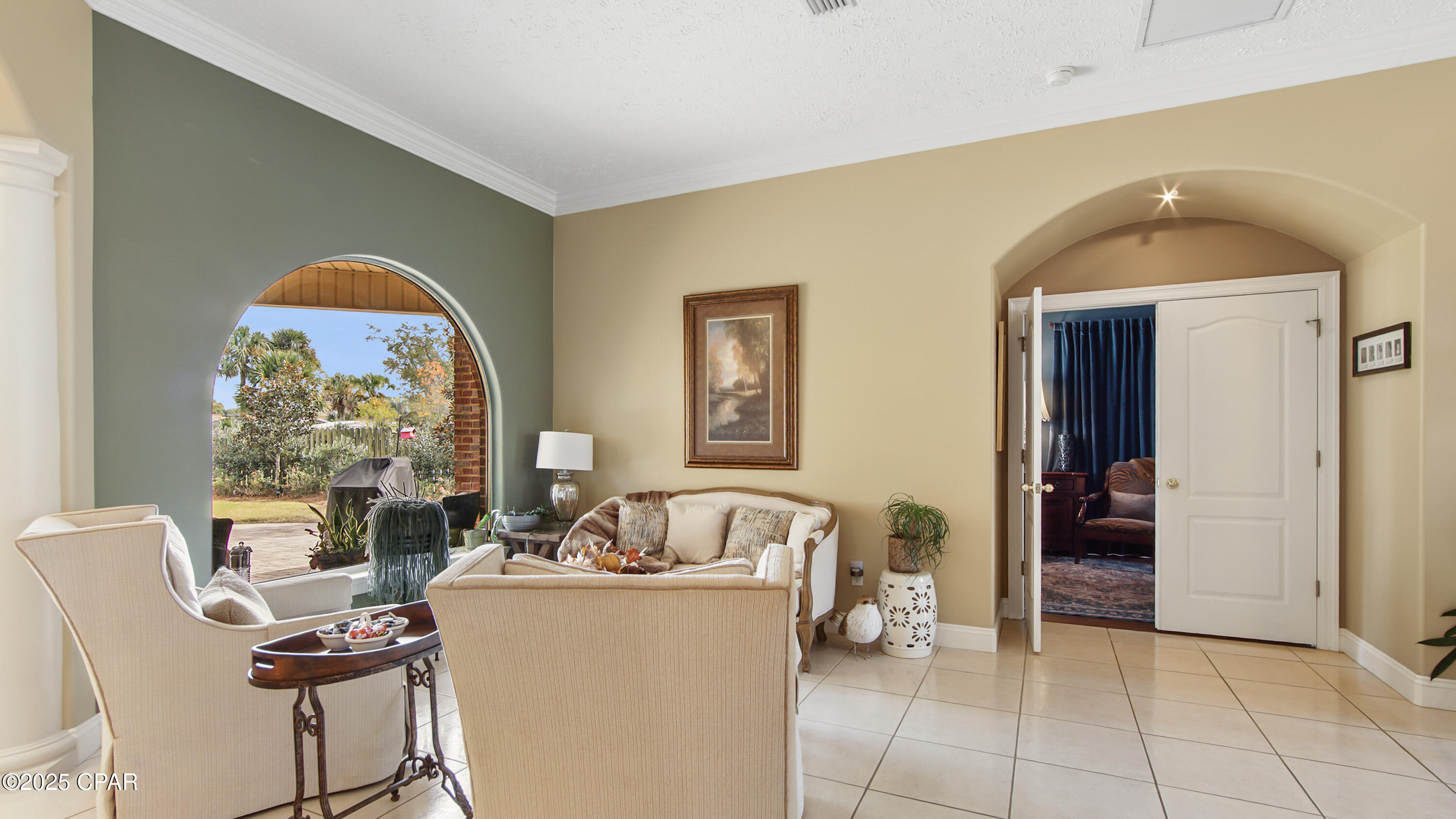 Huntington Ridge - Residential