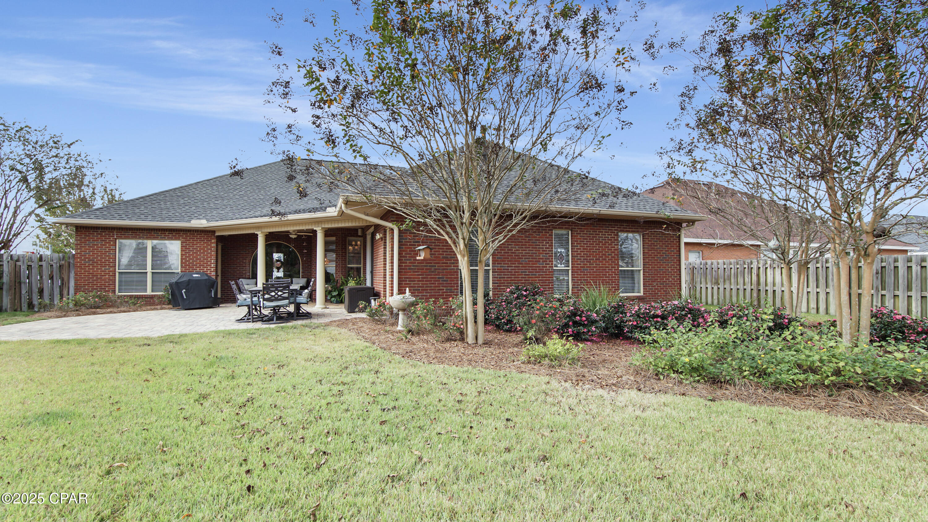 Huntington Ridge - Residential