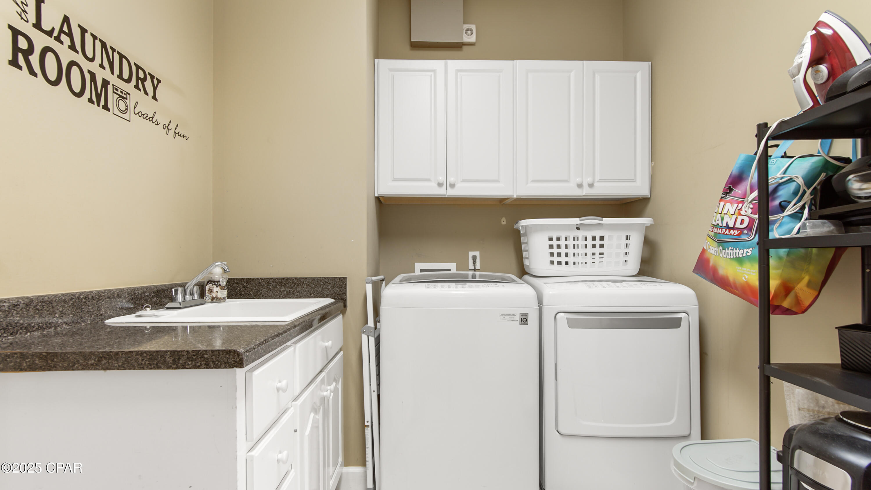 Huntington Ridge - Residential