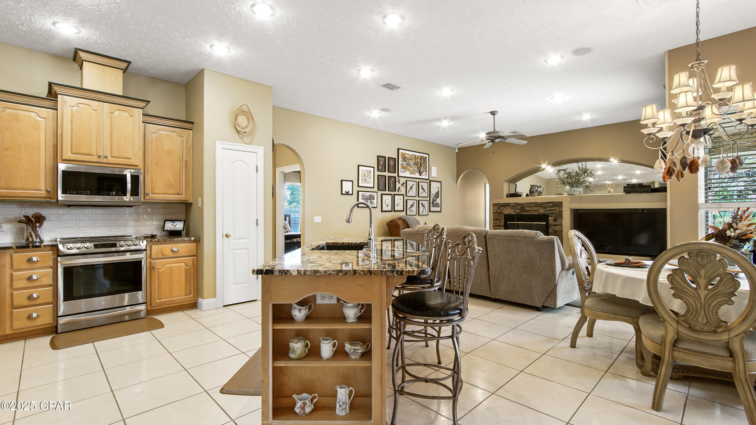 Huntington Ridge - Residential