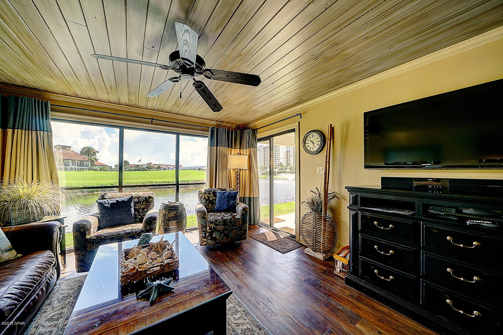 Beachview Villas - Residential