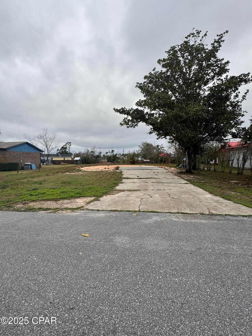 Build your dream home or investment property on this .34-acre lot in the highly sought-after East Bay Park subdivision. With all public utilities available, including city water, sewer, electric, and natural gas, this property is primed and ready for construction. Zoned for low-density residential single-family homes R9, it offers a perfect blend of privacy and convenience in a well-established neighborhood.

Located just six miles from Tyndall Air Force Base and only 1.5 miles from Hurricane Harbor Marina, this lot is ideal for those looking to enjoy coastal living with easy access to boating, fishing, and waterfront activities. A previous home was removed in 2023, leaving a blank canvas for your vision—whether it's a custom-built home or an investment property in a high-demand area.

Opportunities like this don't last long. Secure your spot near East Bay and start building today. Contact us for more details!