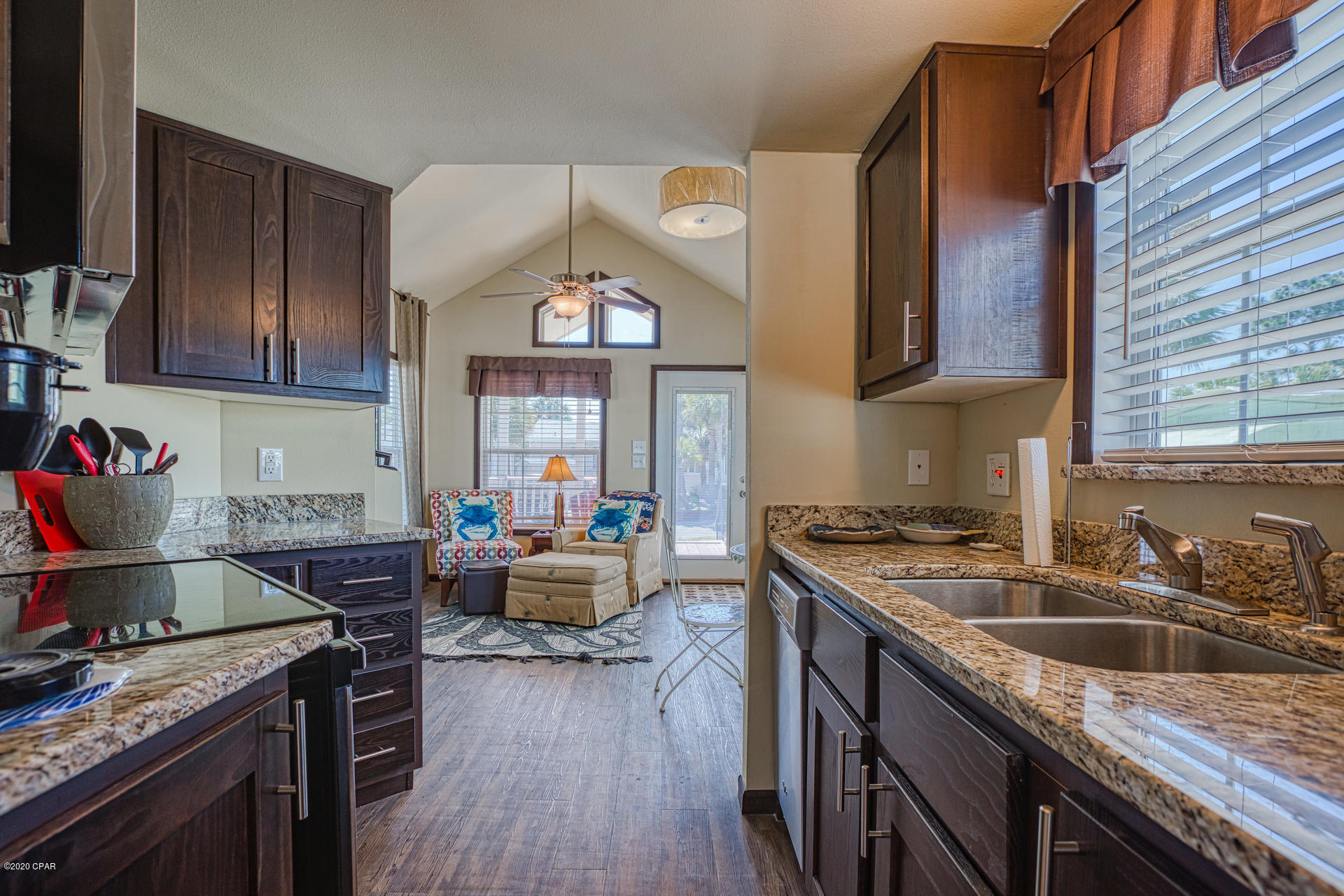 Venture Out Travel Trail - Residential